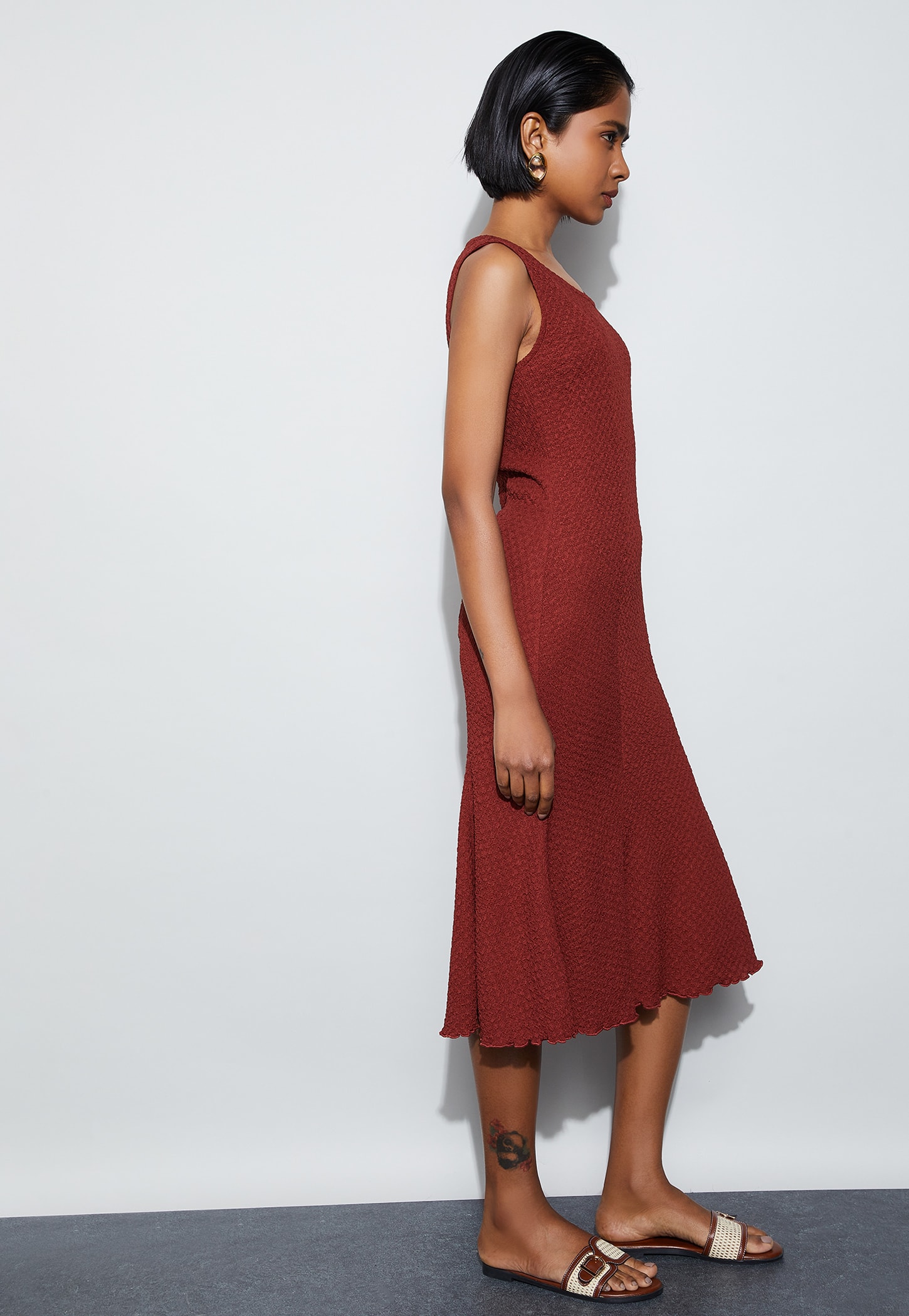 CODE Textured Sheath Midi Dress-picture-24