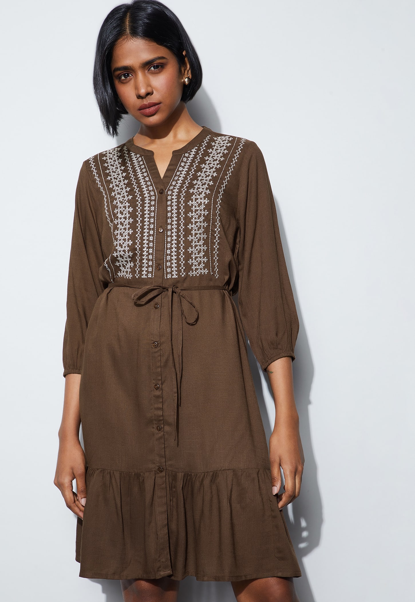 FAME FOREVER Embroidered A-line Dress-picture-47