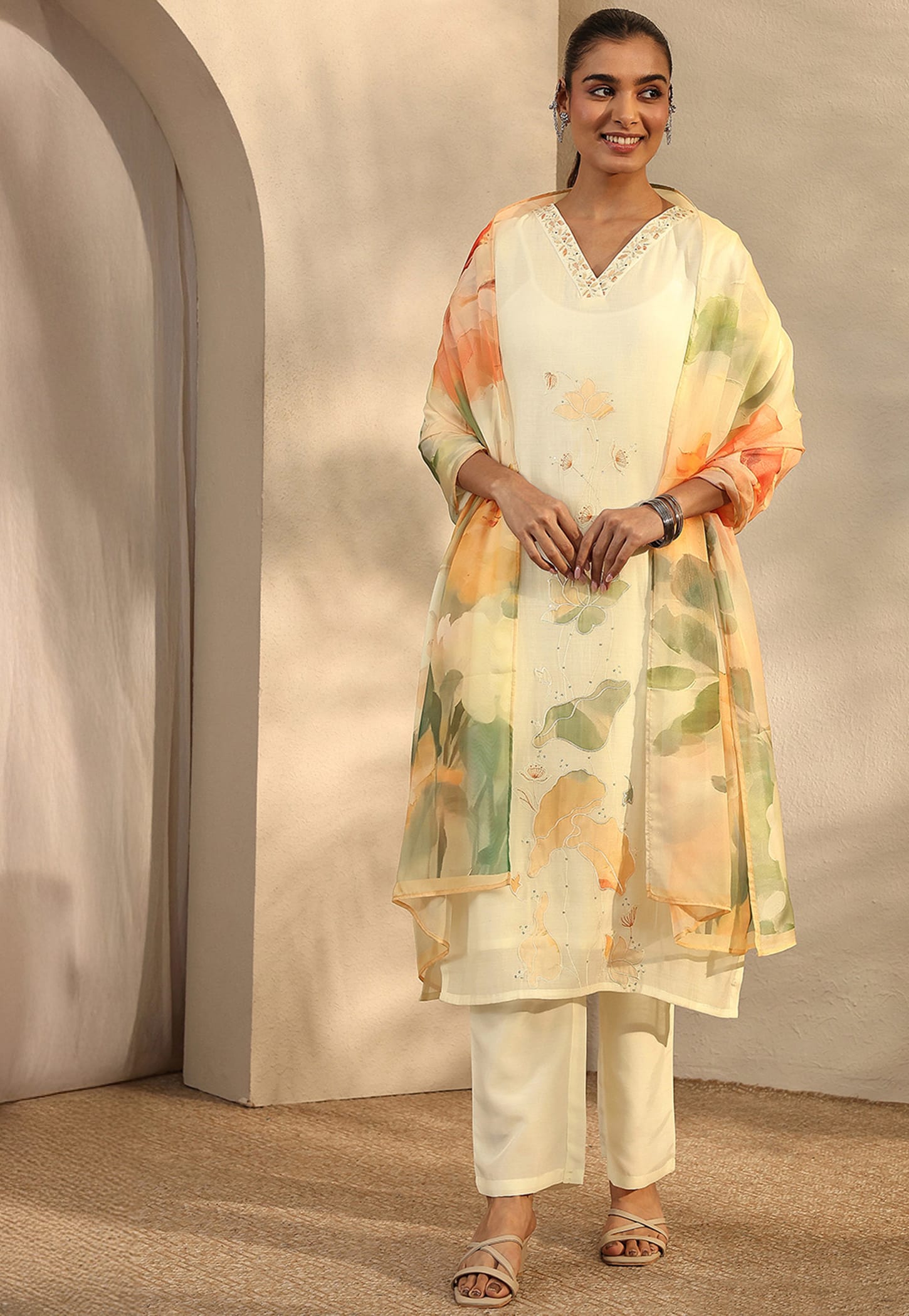 LIBAS Floral Print Straight Kurta Set-picture-34