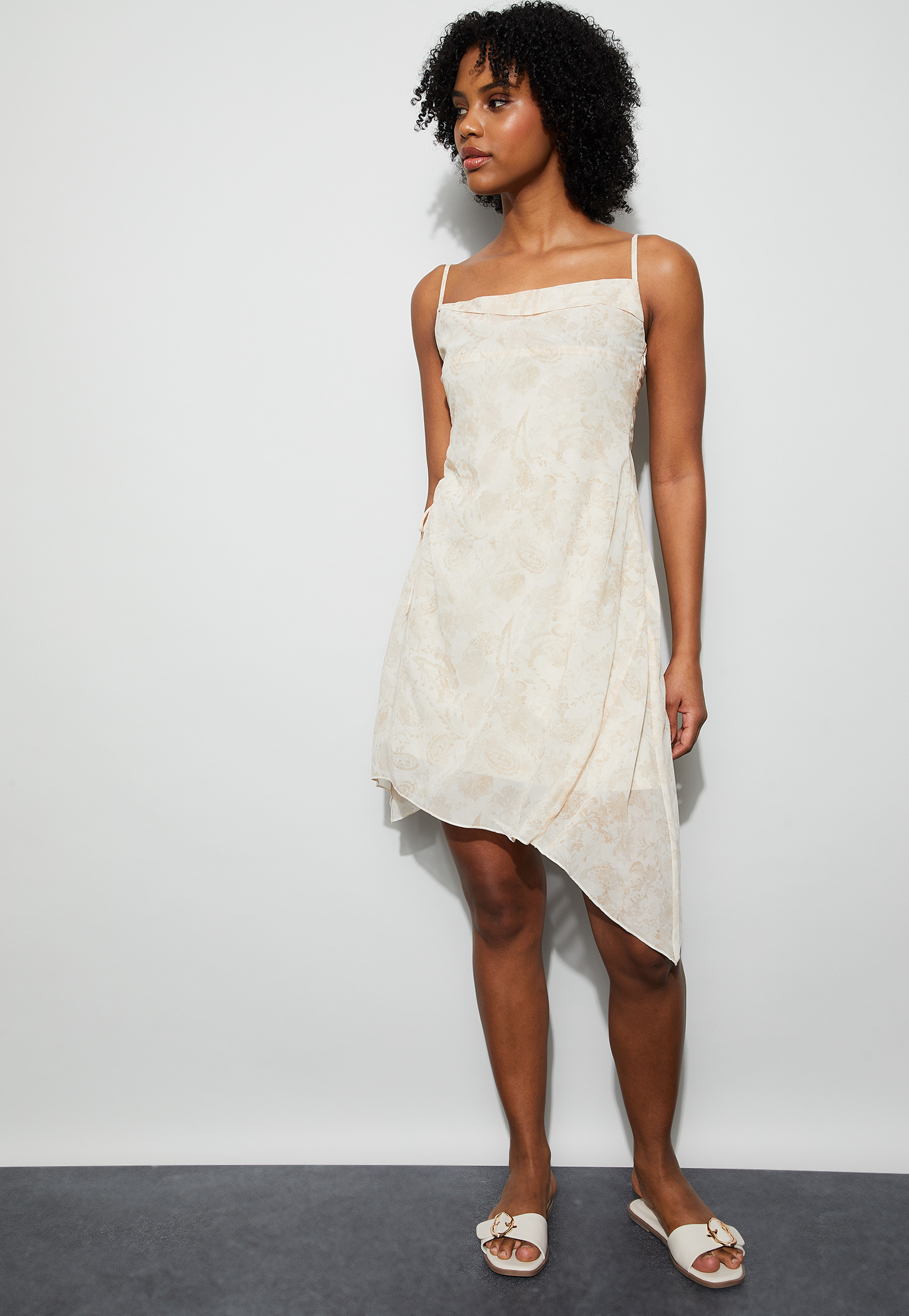 GINGER Paisley Print Asymmetric Dress-picture-27