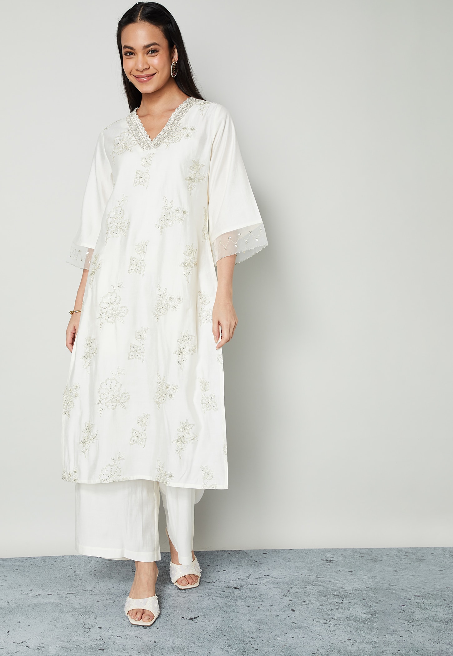 MELANGE Embroidered Kurta Set-picture-18
