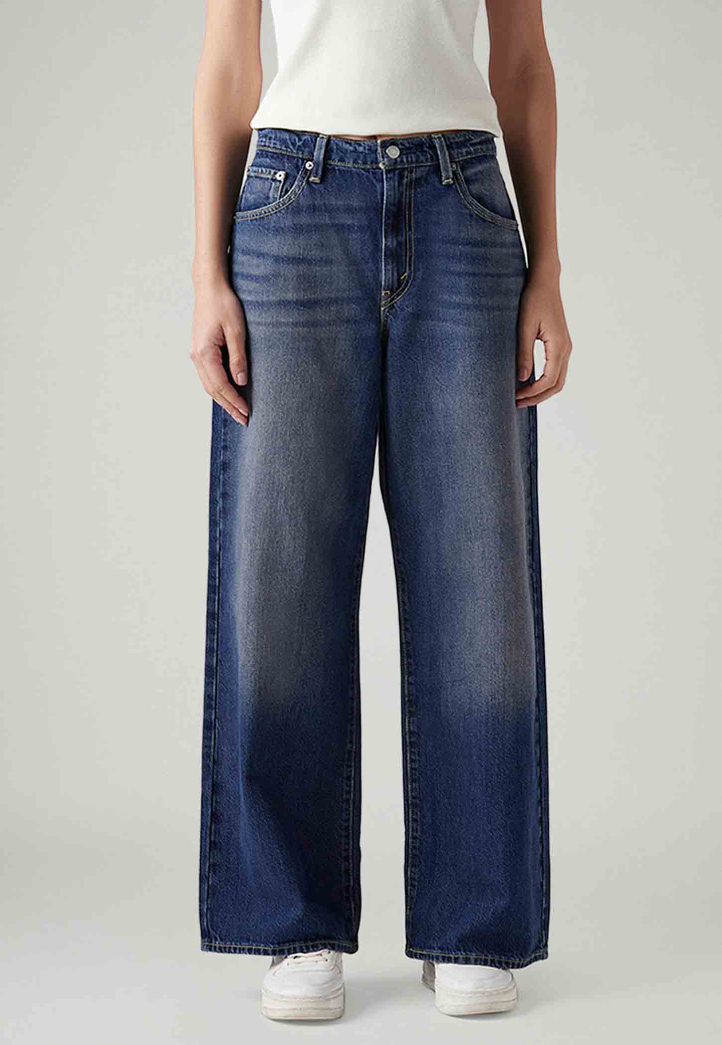 LEVI'S Solid Flared Jeans-picture-26