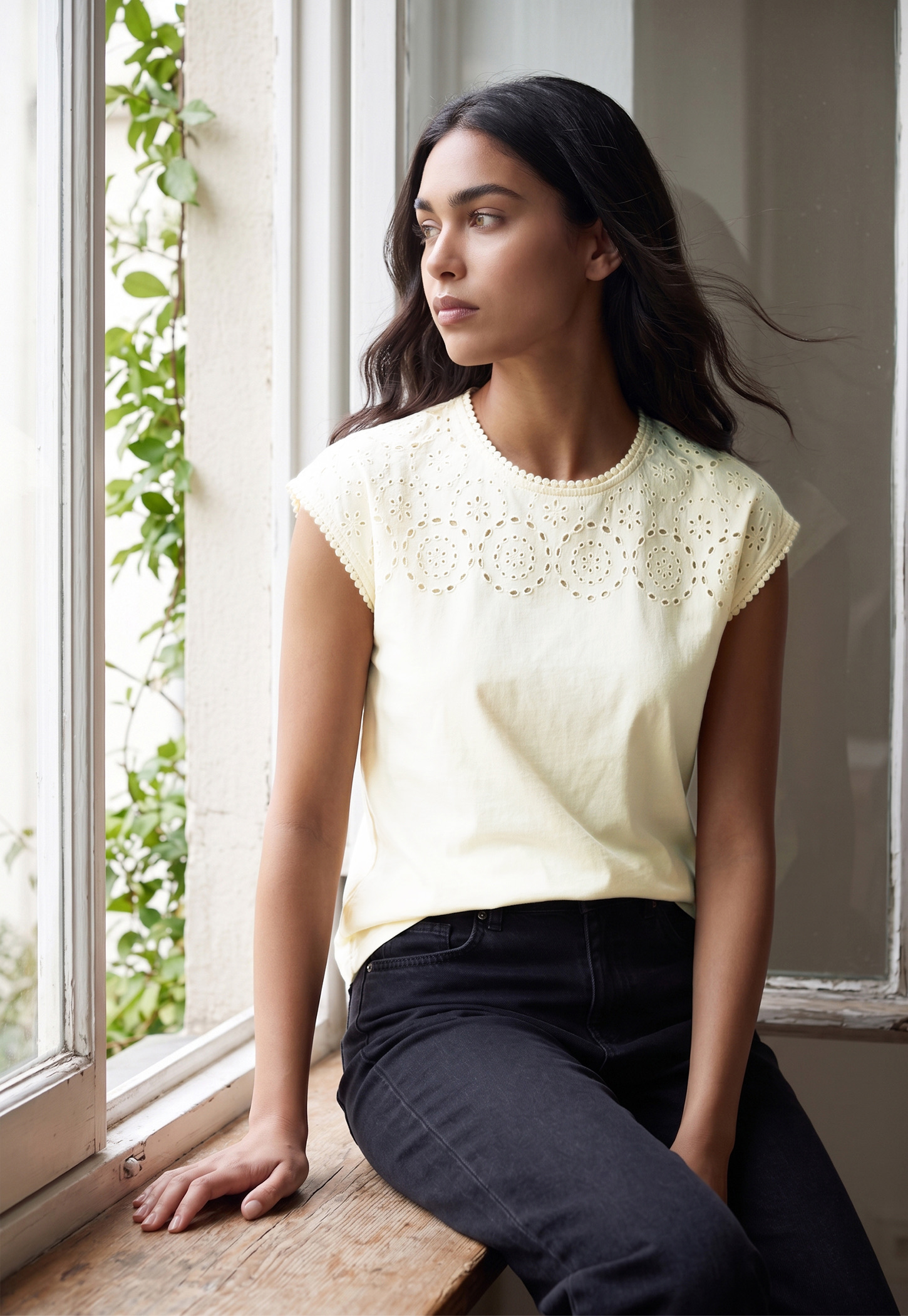 FAME FOREVER Embroidered Top-picture-33