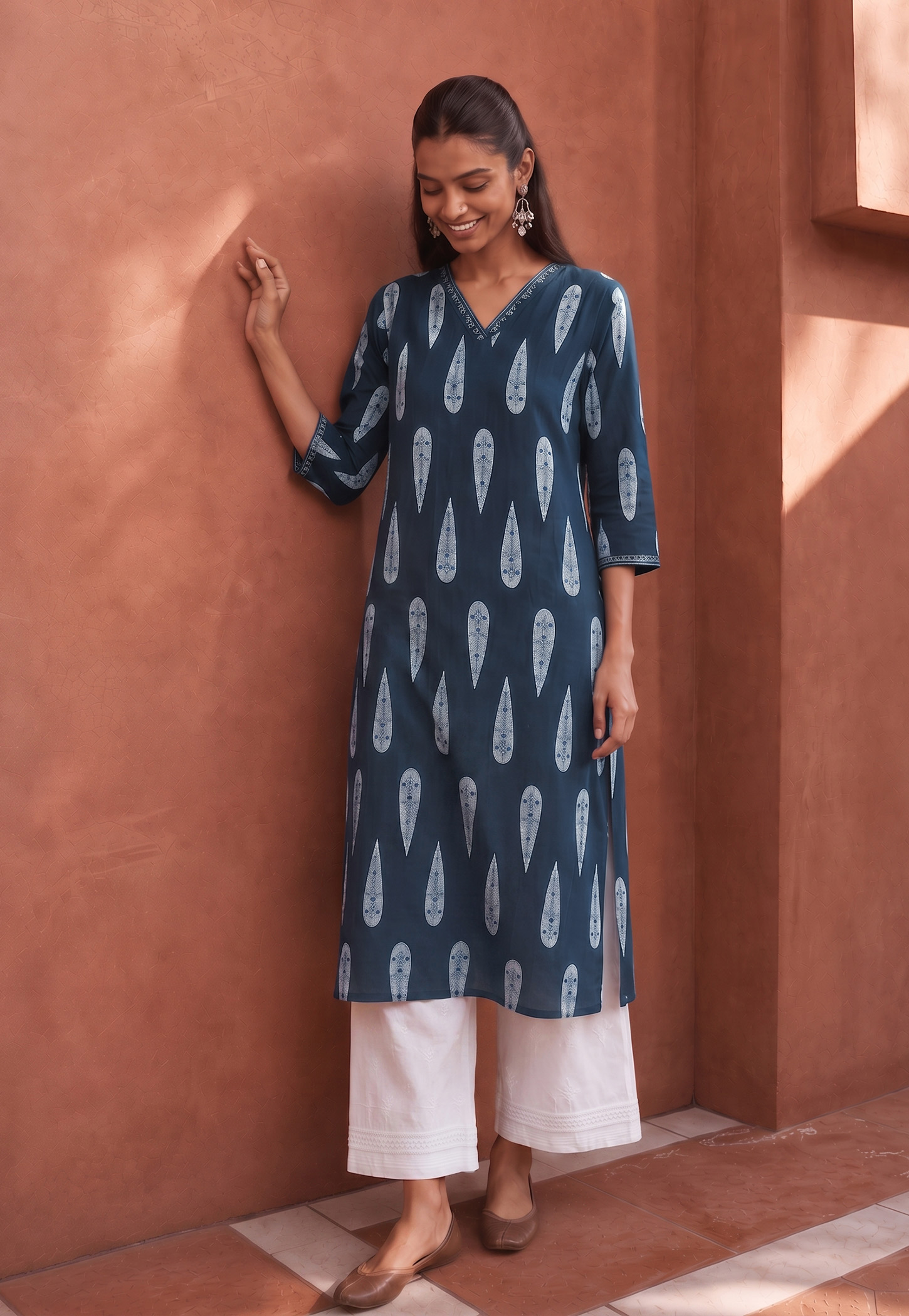 MELANGE Ethnic Motif V-Neck Straight Kurta-picture-53