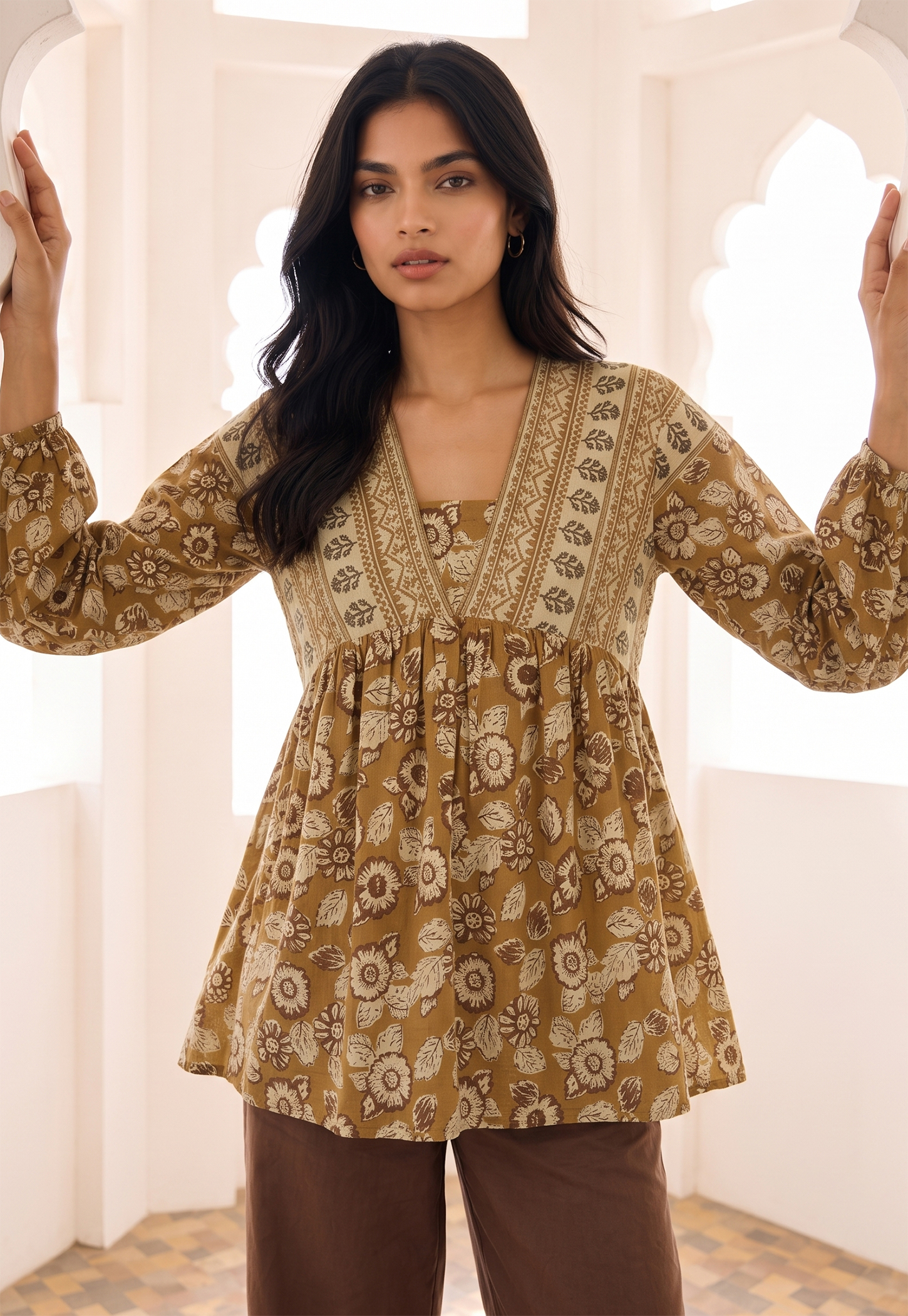MELANGE Floral Print V-Neck Top-picture-18