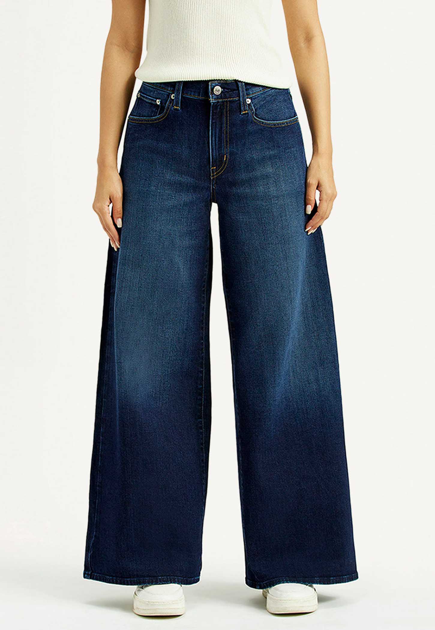 LEVI'S Solid Flared Jeans-picture-30