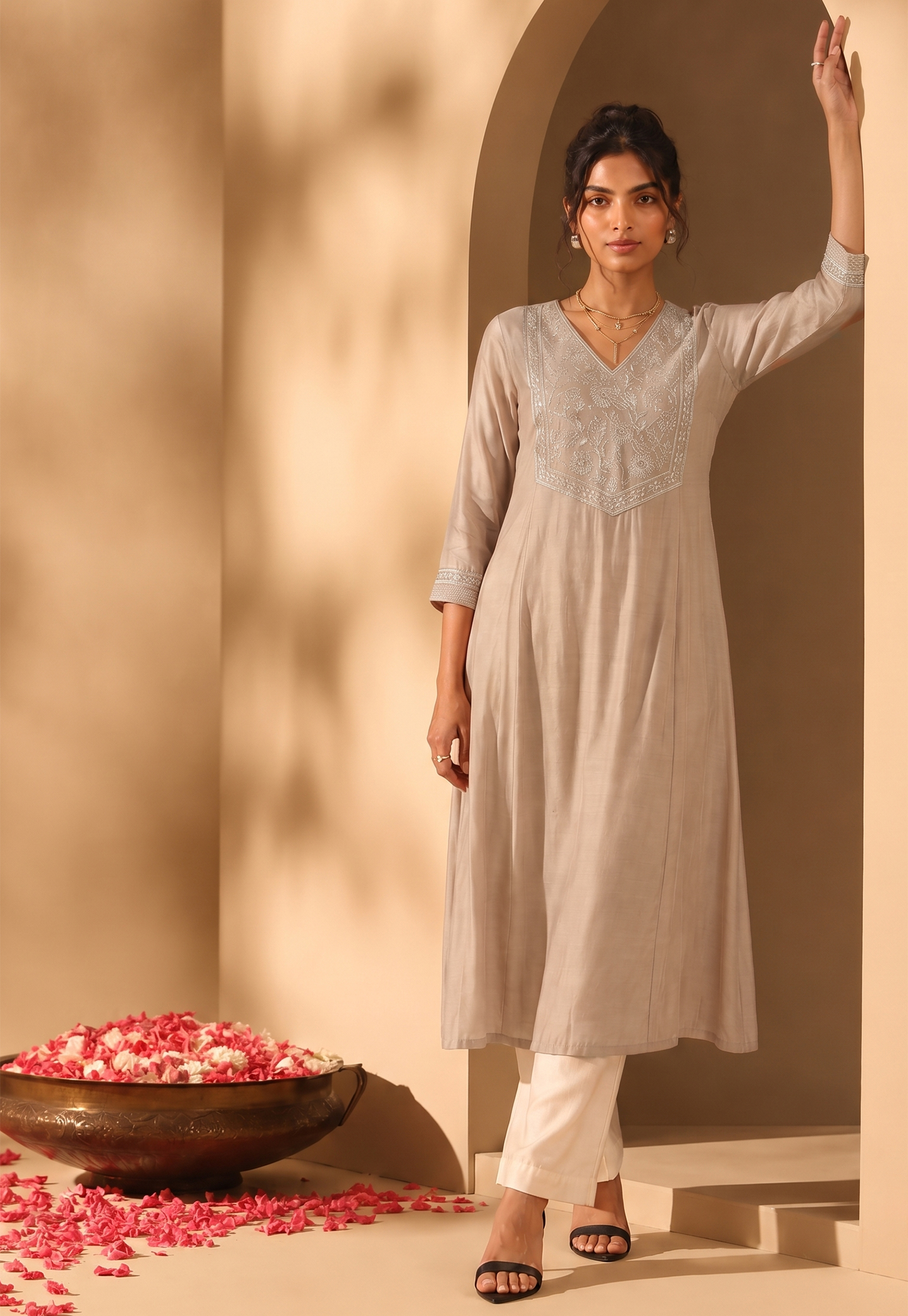 MELANGE Embroidered V-Neck 3/4th Sleeves Flared Kurta-picture-24