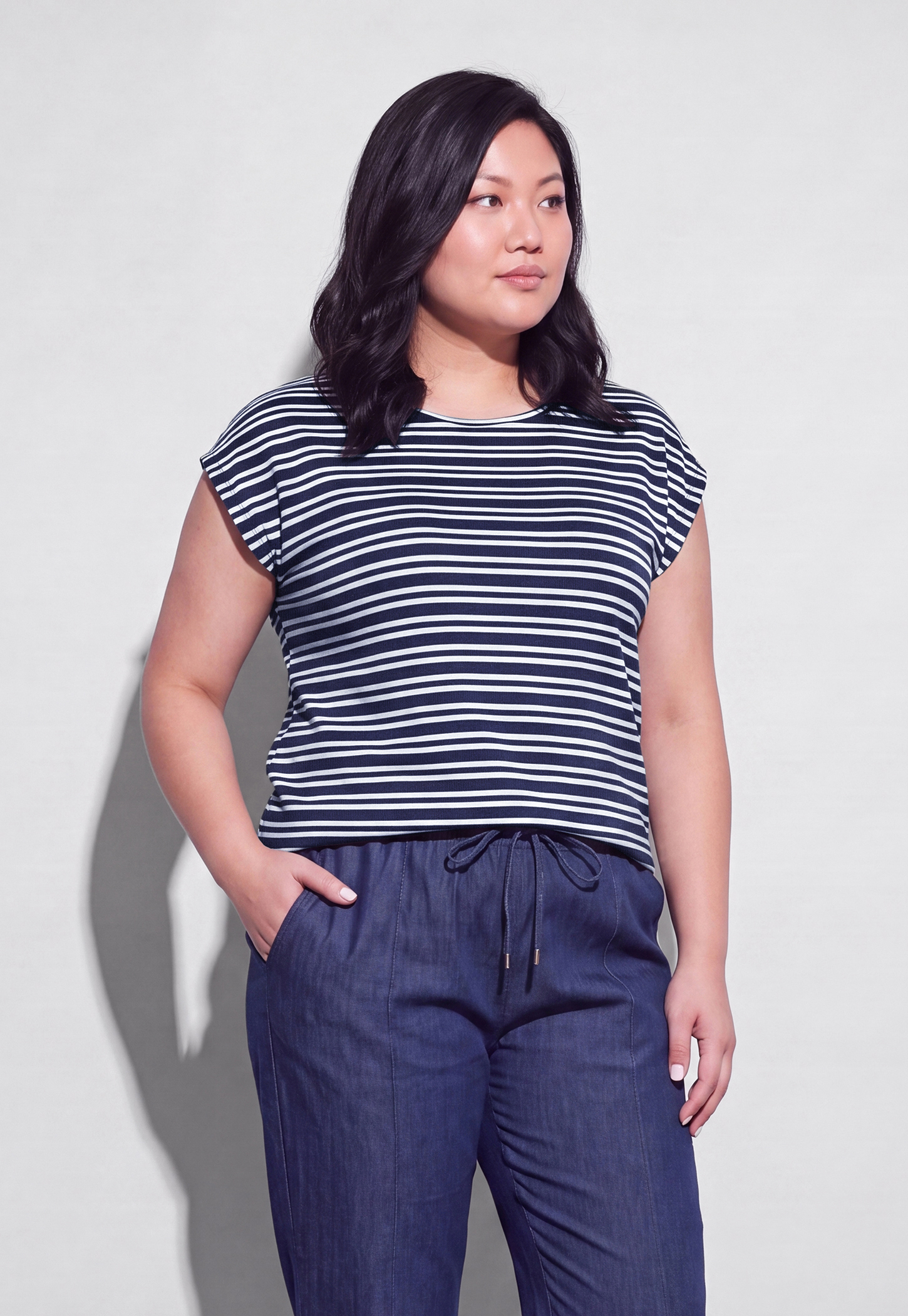 NEXUS Striped T-shirt-picture-50