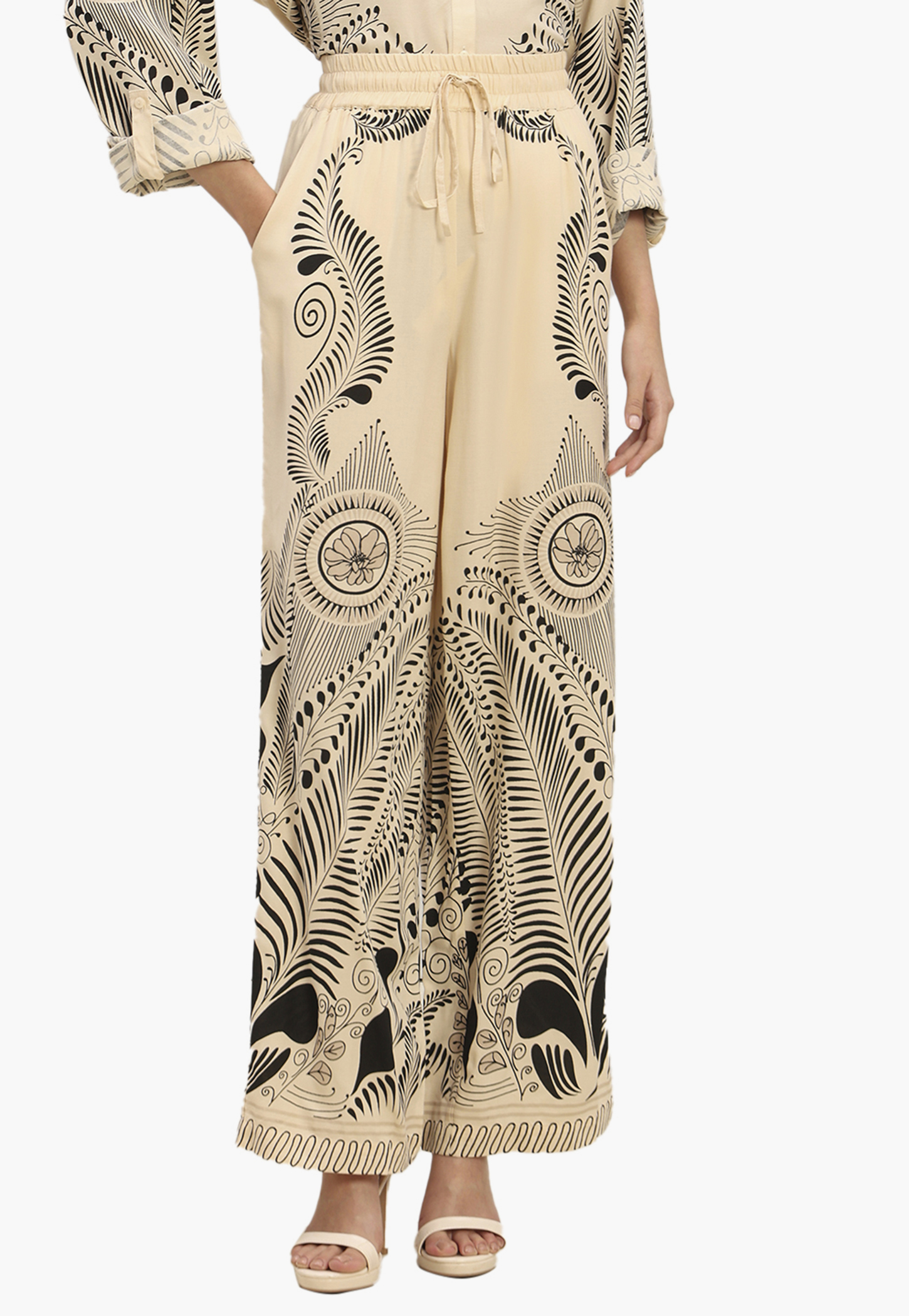 VERO MODA Printed Wide Leg Trousers-picture-14