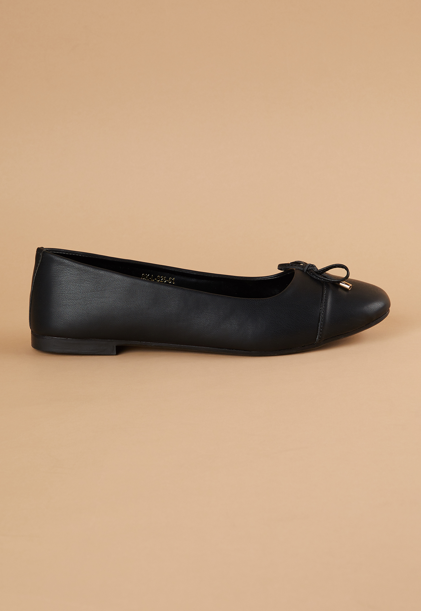 GINGER Solid Round Toe Ballerinas-picture-24