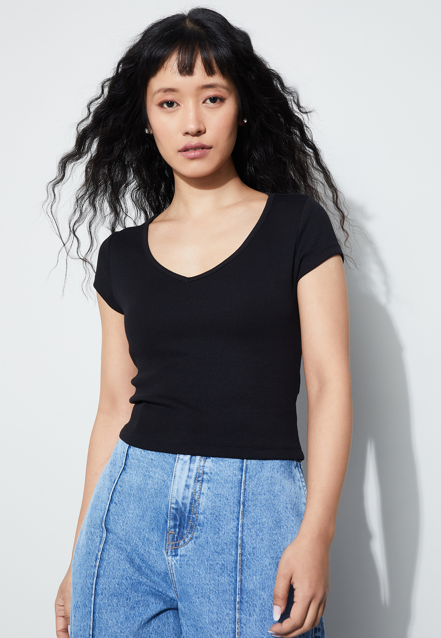 GINGER Ribbed V-Neck T-shirt-picture-28