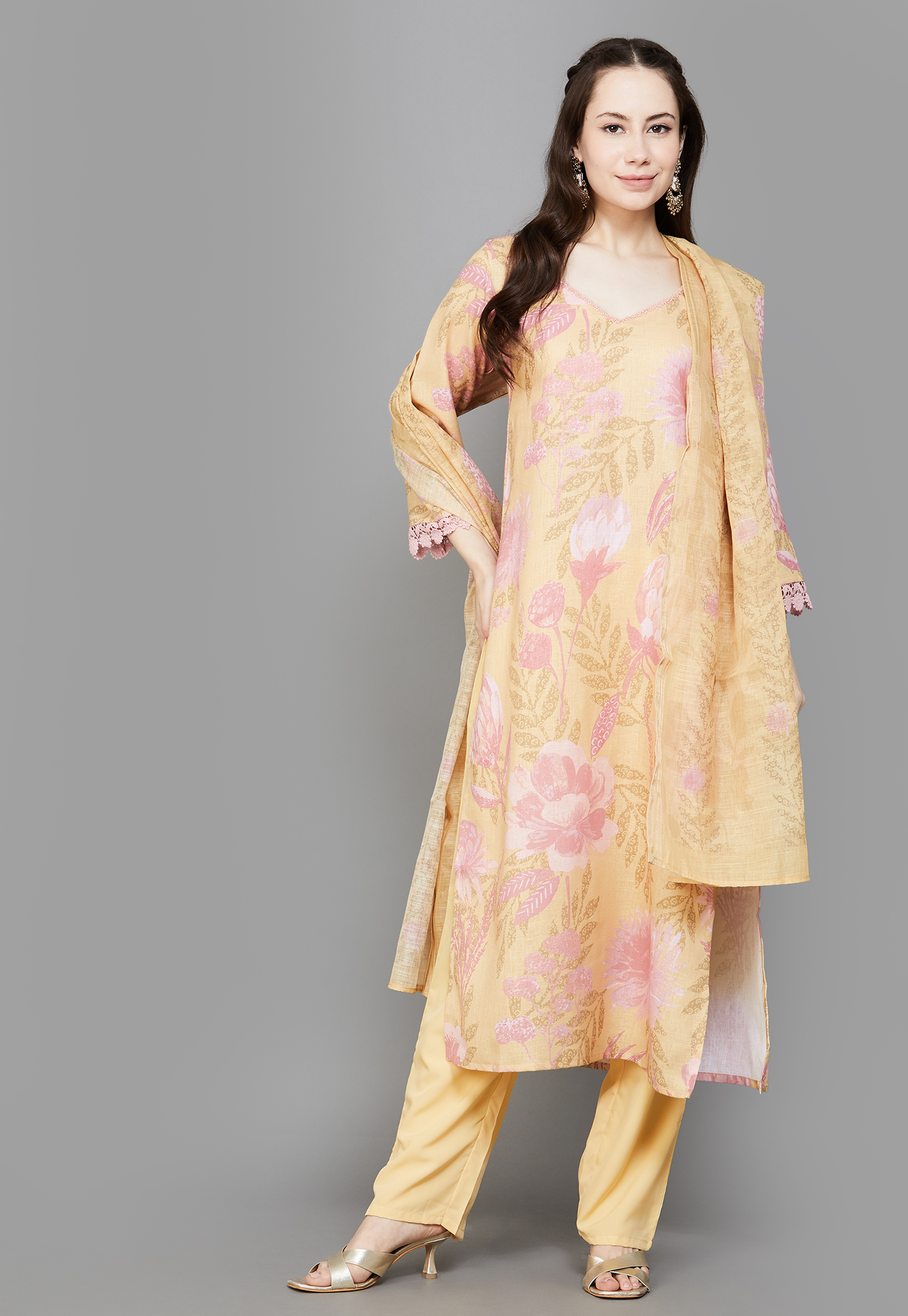LIBAS Floral Print Straight Kurta Set-picture-39