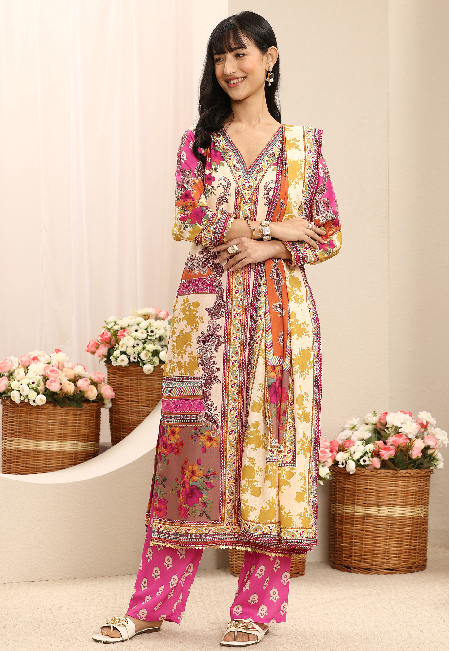LIBAS Floral Print Kurta Set-picture-42