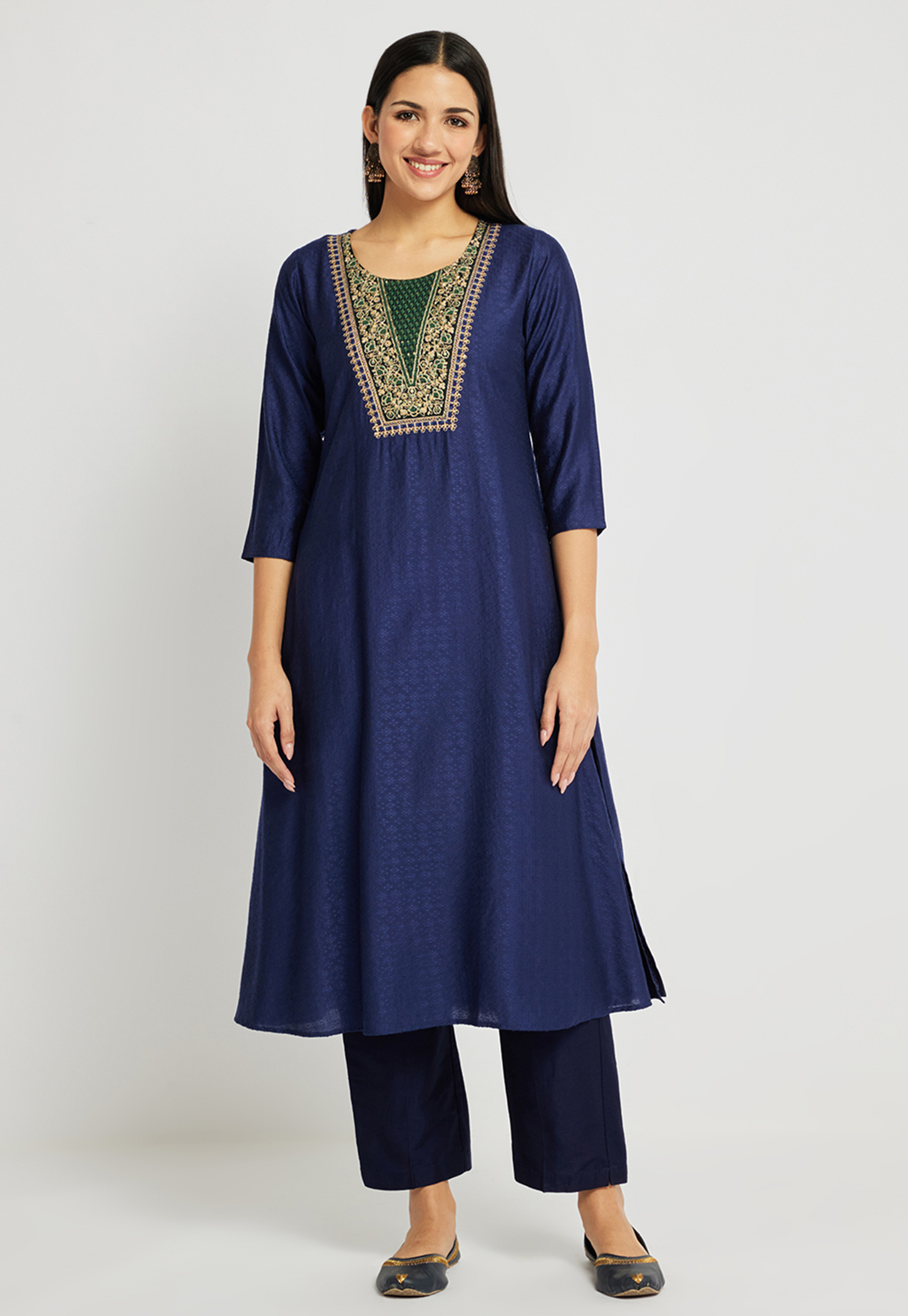 SPAN Embroidered Straight Kurta-picture-37