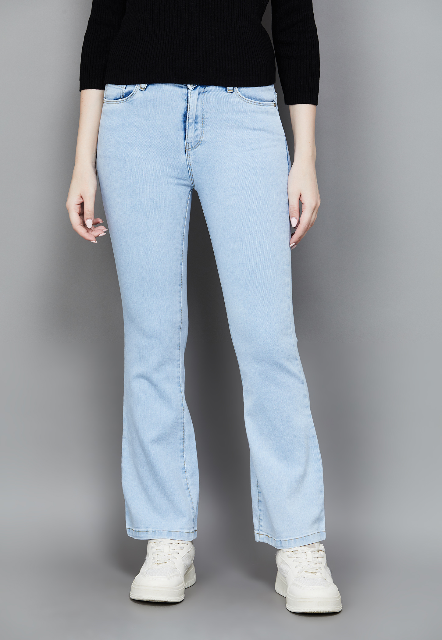 KRAUS Washed Flared Jeans-picture-39