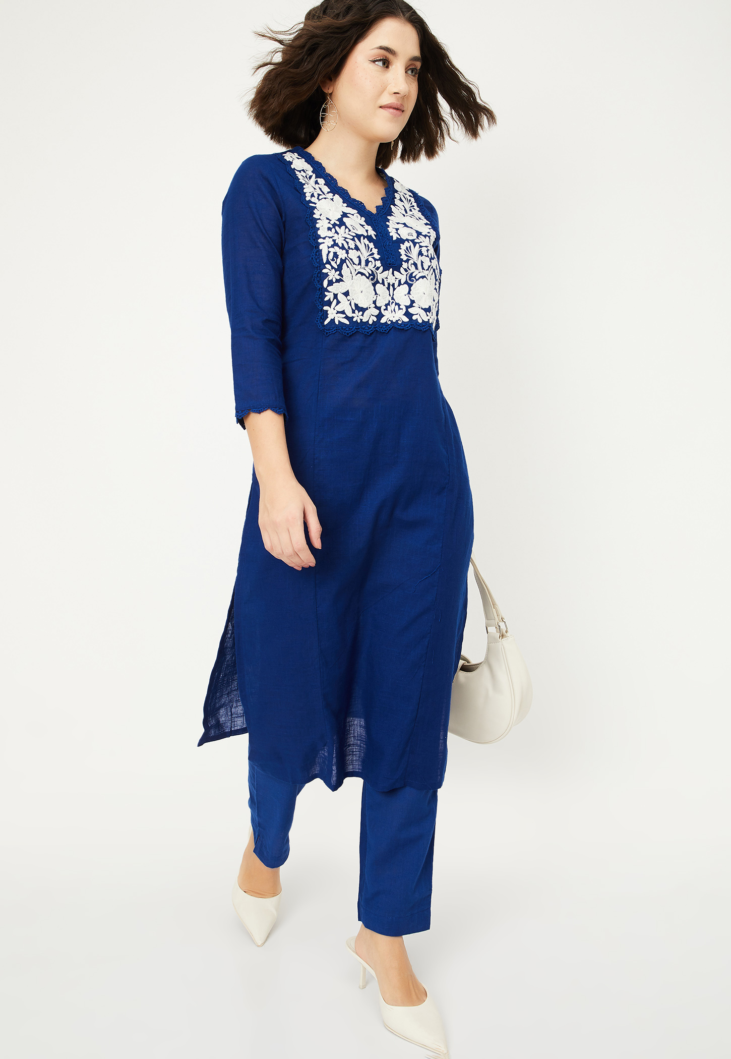 Women Embroidered Straight Kurta Set-picture-21