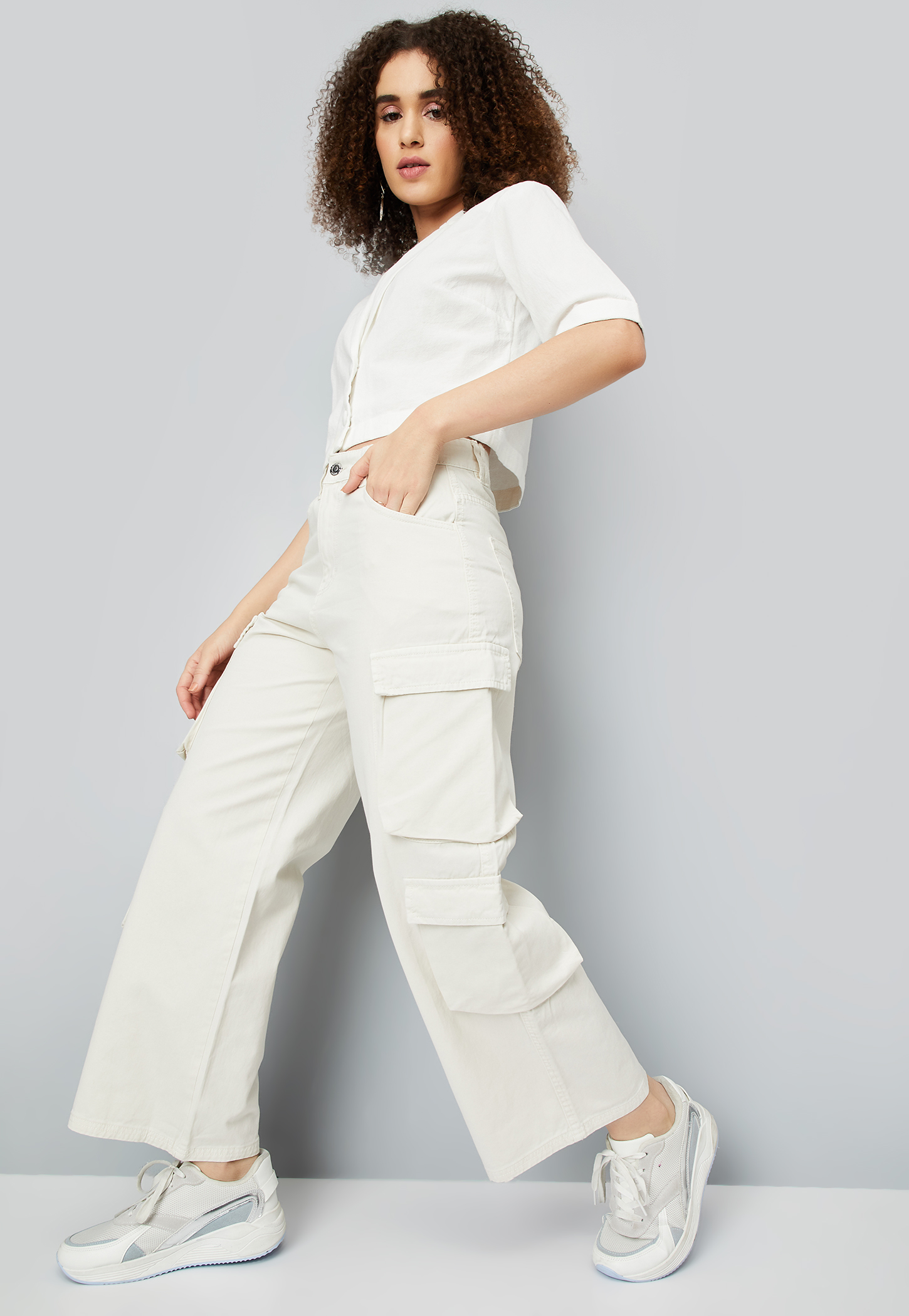 Women Solid Cargo Jeans-image-6