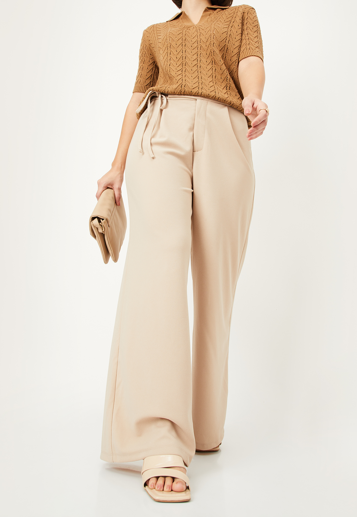 Women Textured Wide-Leg Trousers-picture-15