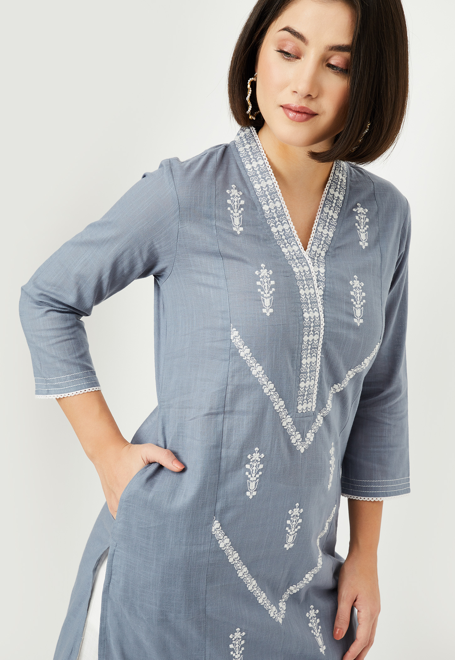 Women Embroidered Straight Kurta-picture-51