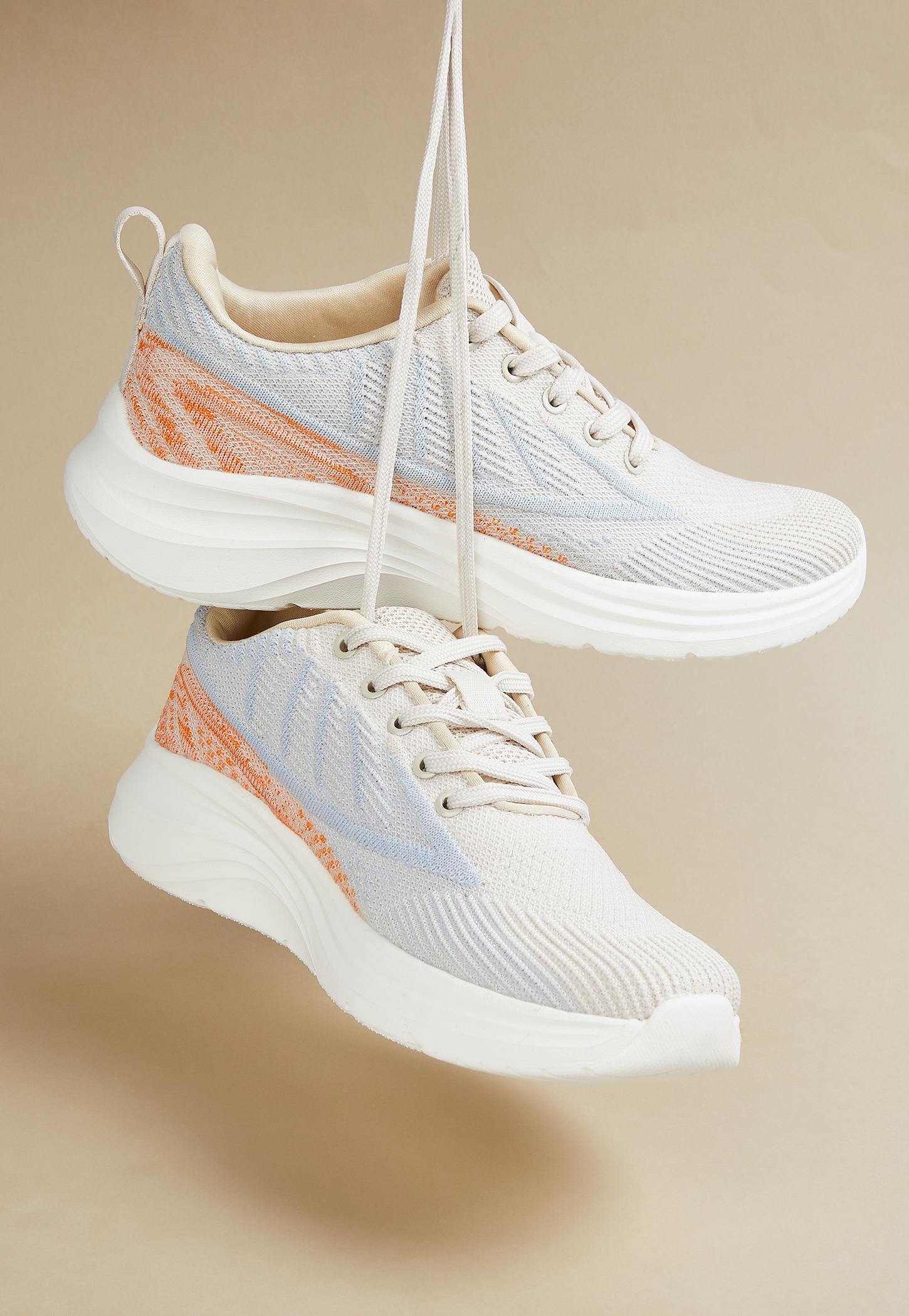 maxed shoes for ladies