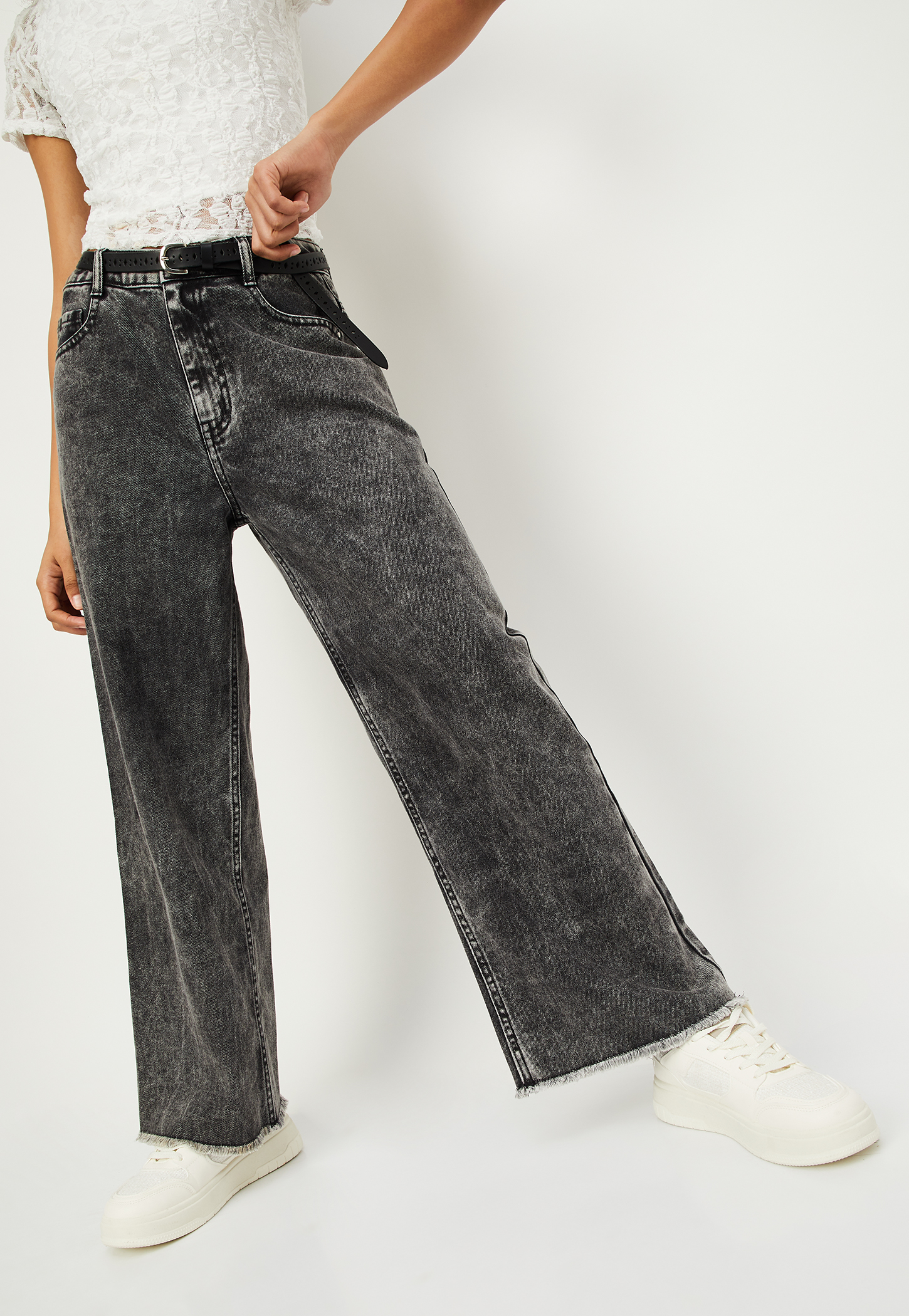 Women Washed Wide Leg Jeans-picture-53
