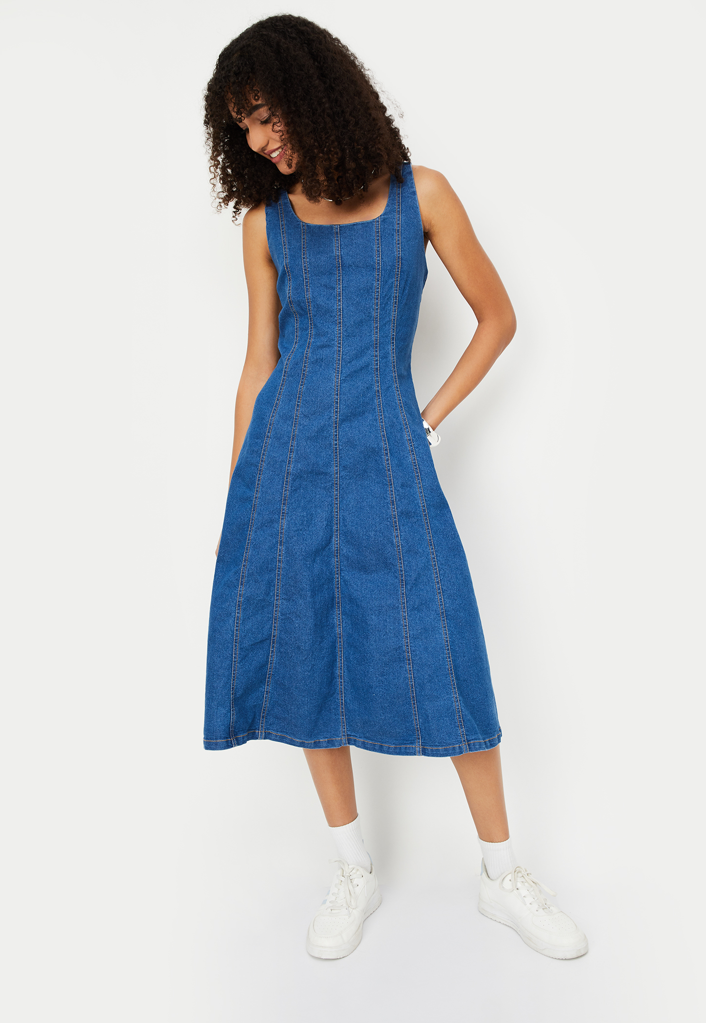 Women Panelled Midi Denim Dress-picture-37