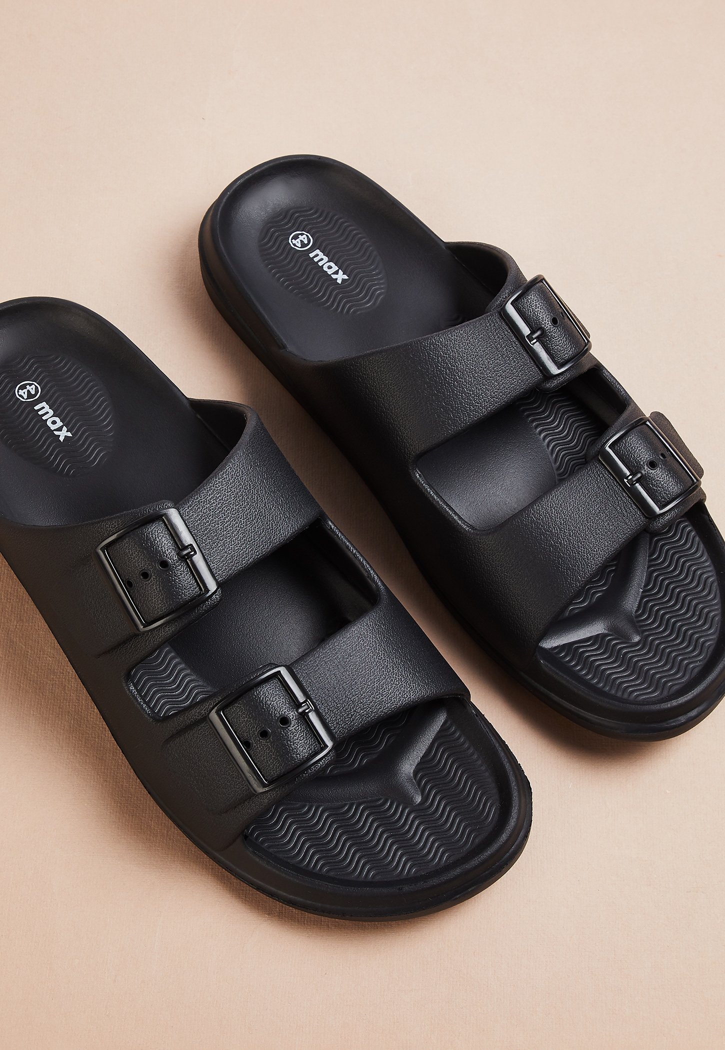 max flip flops men's