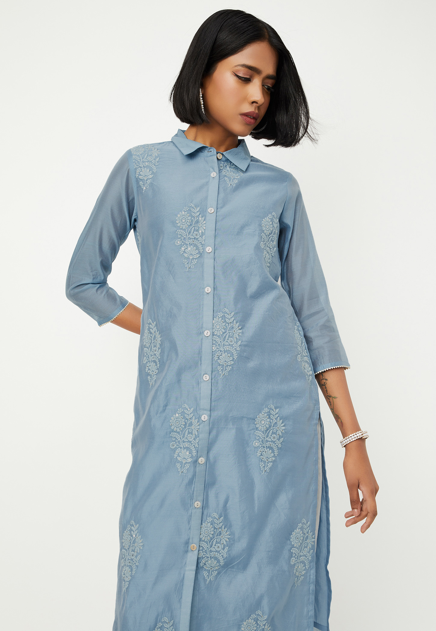 Women Floral Embroidered Straight Kurta-image-33