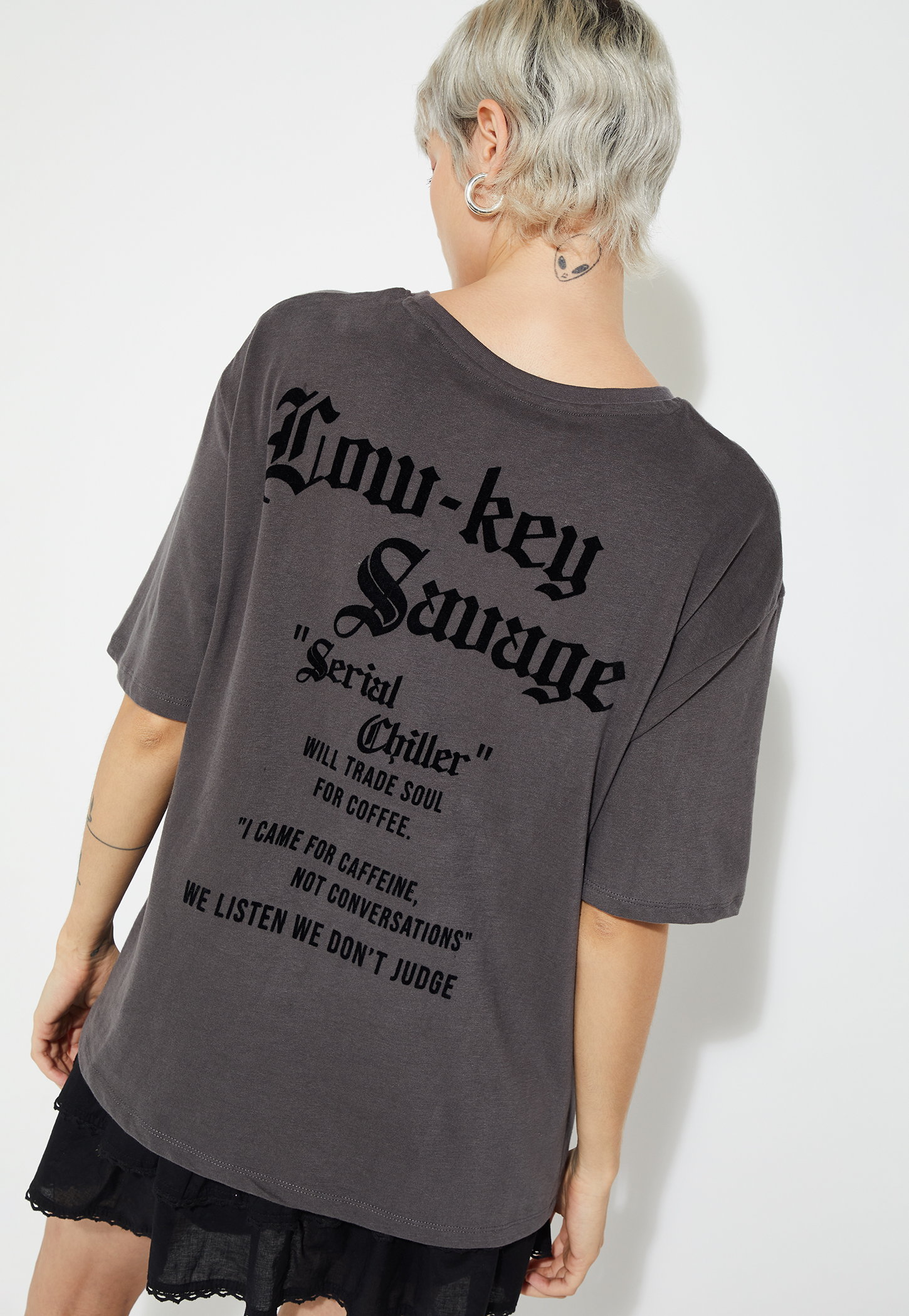ALAYA F x URB_N Women Printed Overszied T-shirt-picture-27
