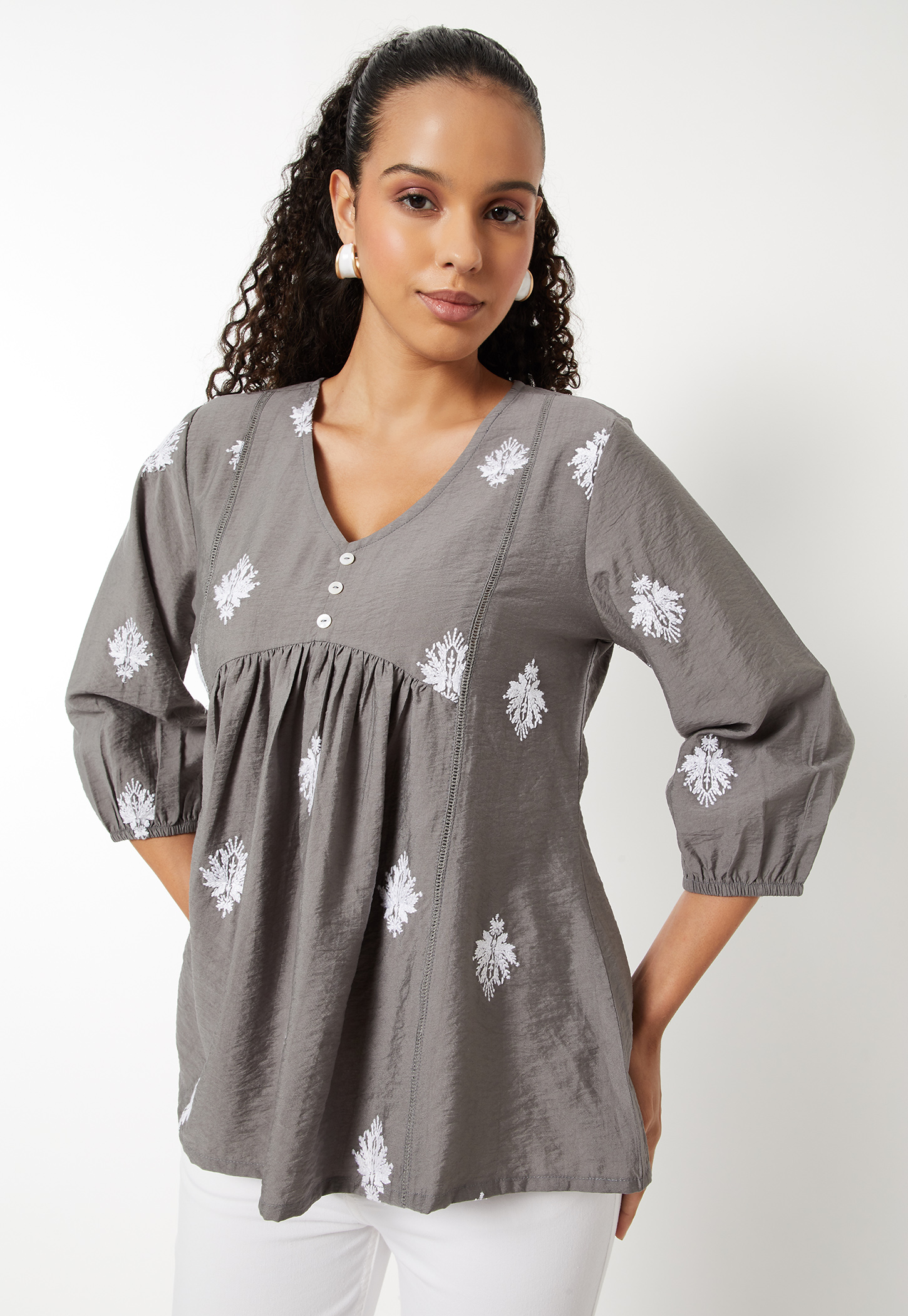 Women Embroidered Tunic-picture-32