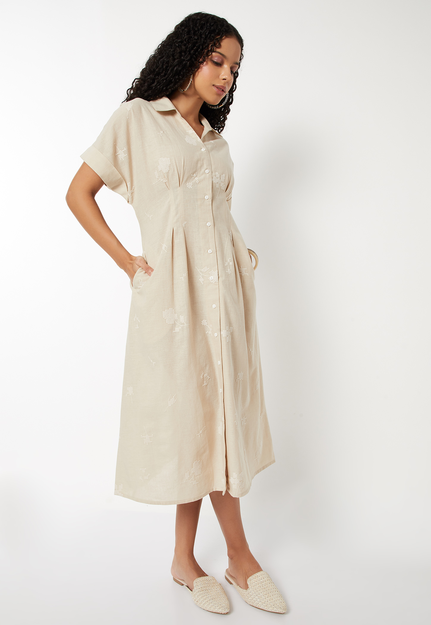 Women Embroidered A-line Dress-picture-16