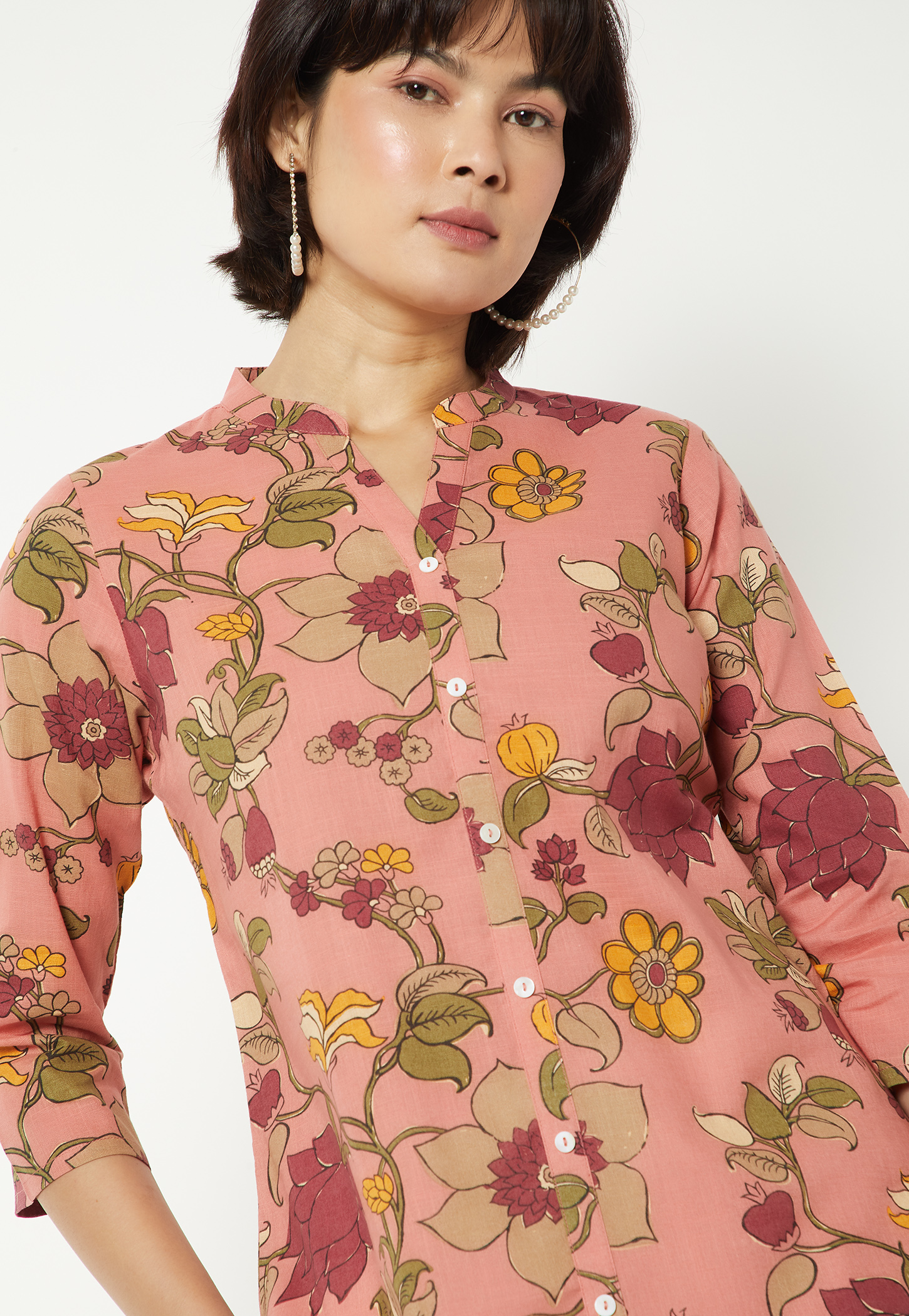 Women Floral Print Kurti-image-9