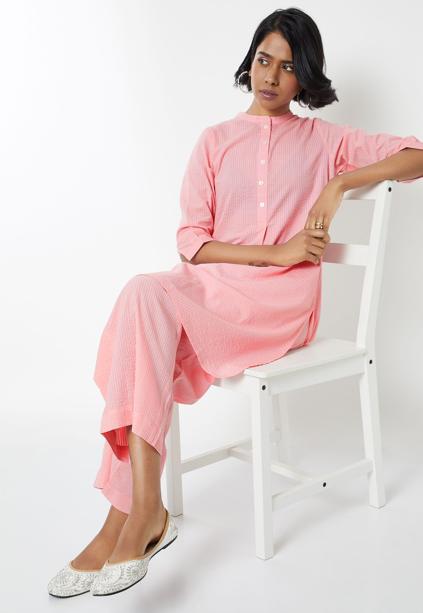 Women Seersucker Straight Kurta Set-picture-26