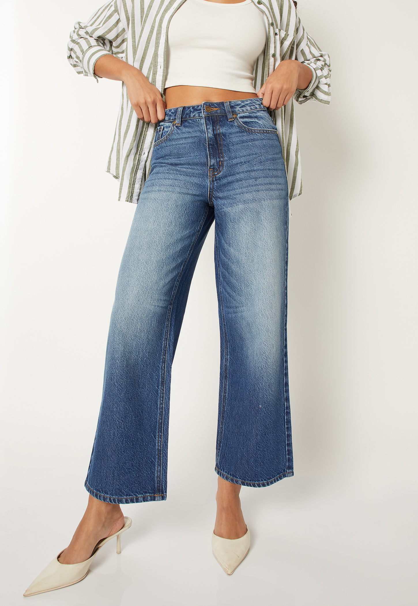 Women Washed Wide Leg Jeans-picture-52