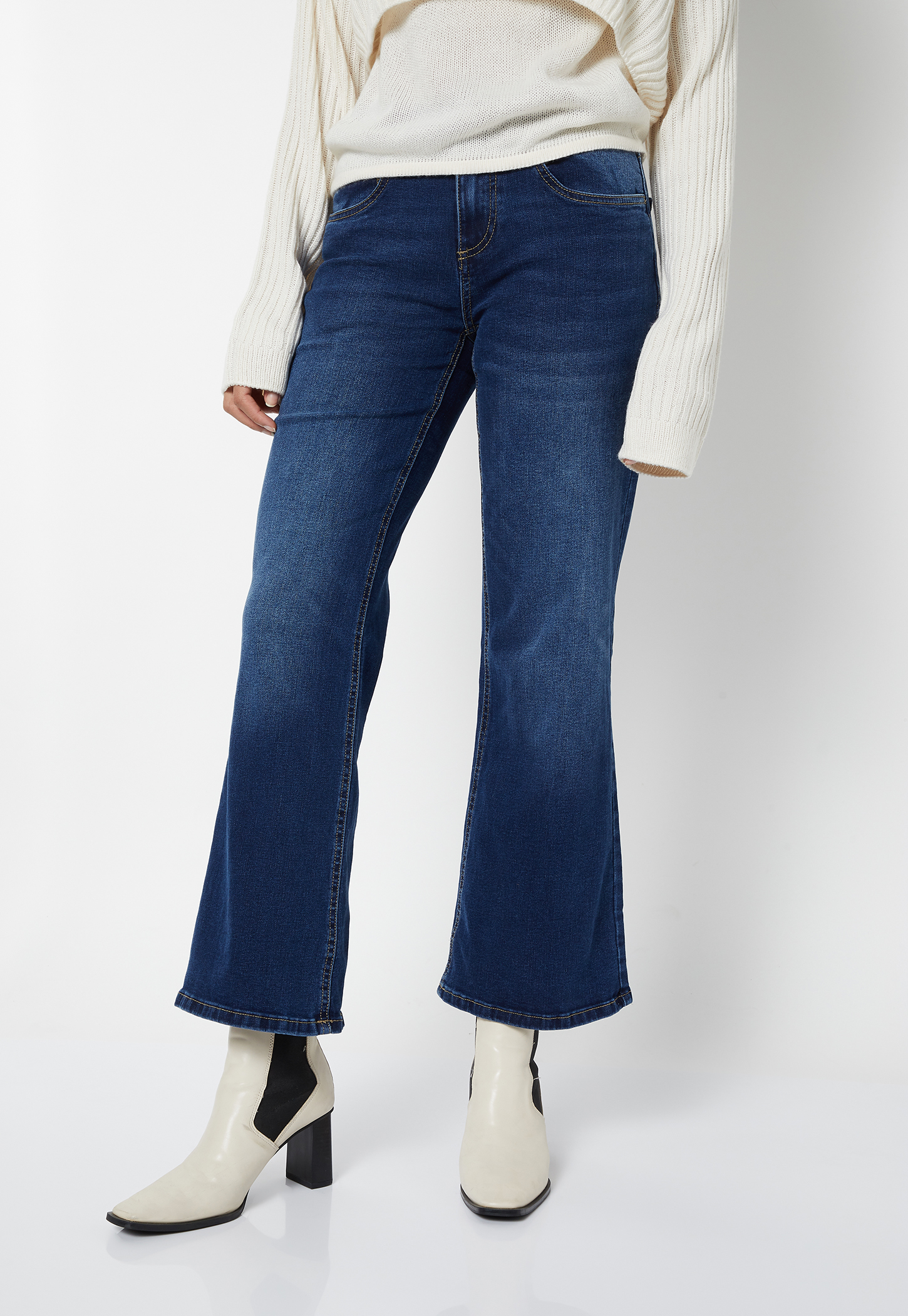 Women Washed Kick Flare Jeans-picture-21