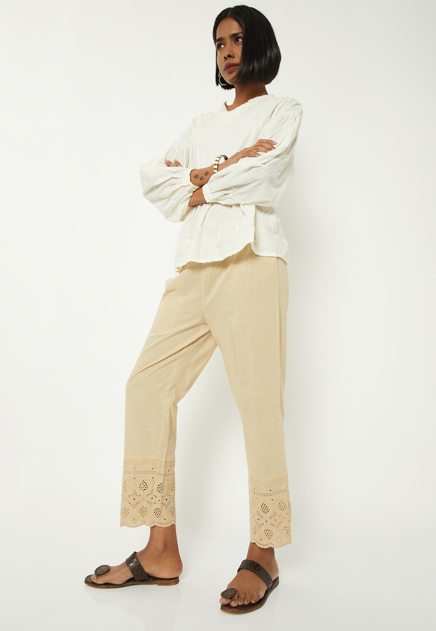 Women Embroidered Straight Pants-picture-10