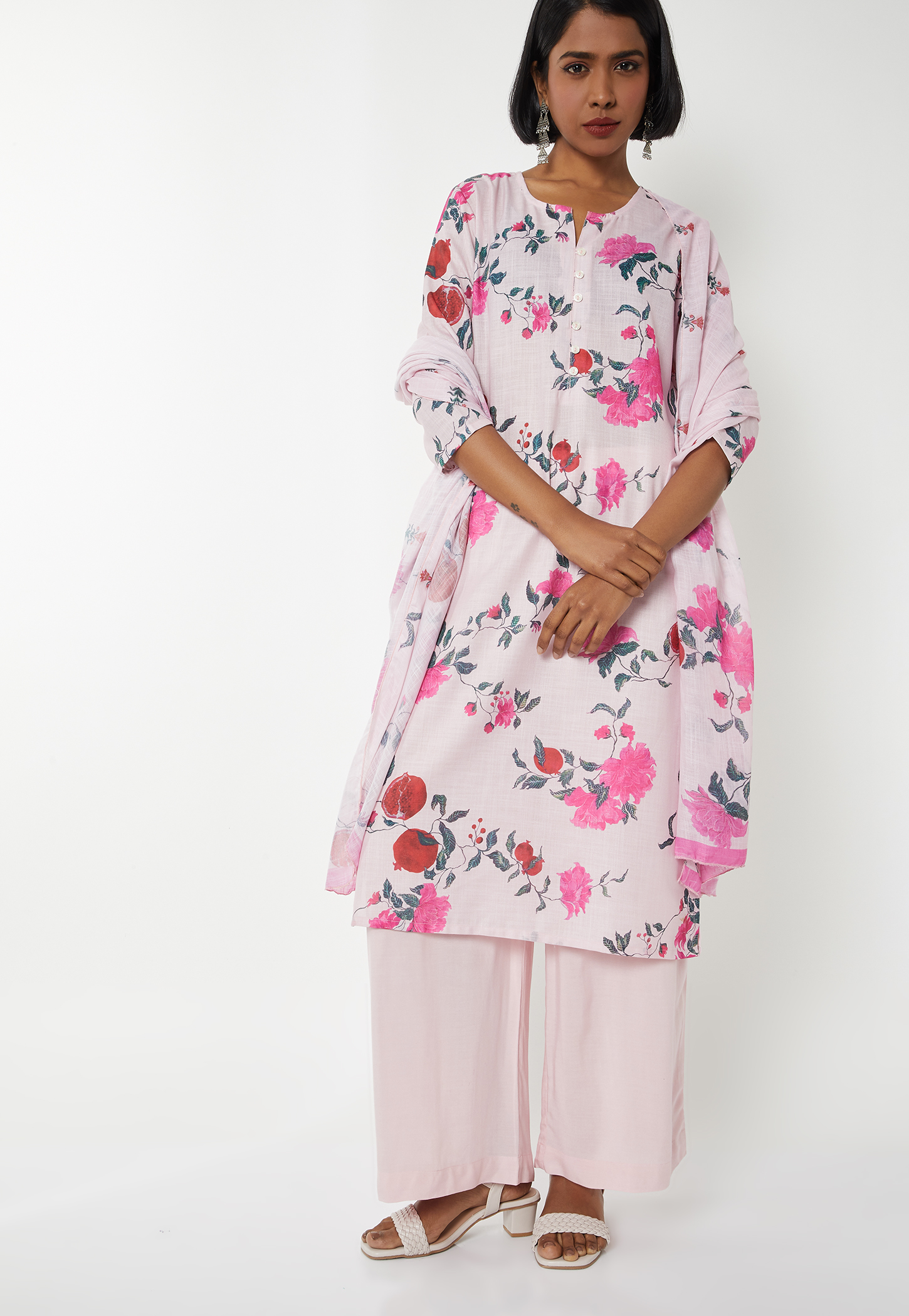 Women Floral Print Straight Kurta Set-picture-38