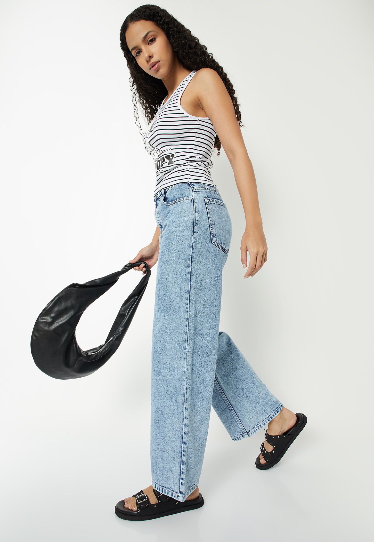 Women Washed Wide Leg Jeans-picture-12