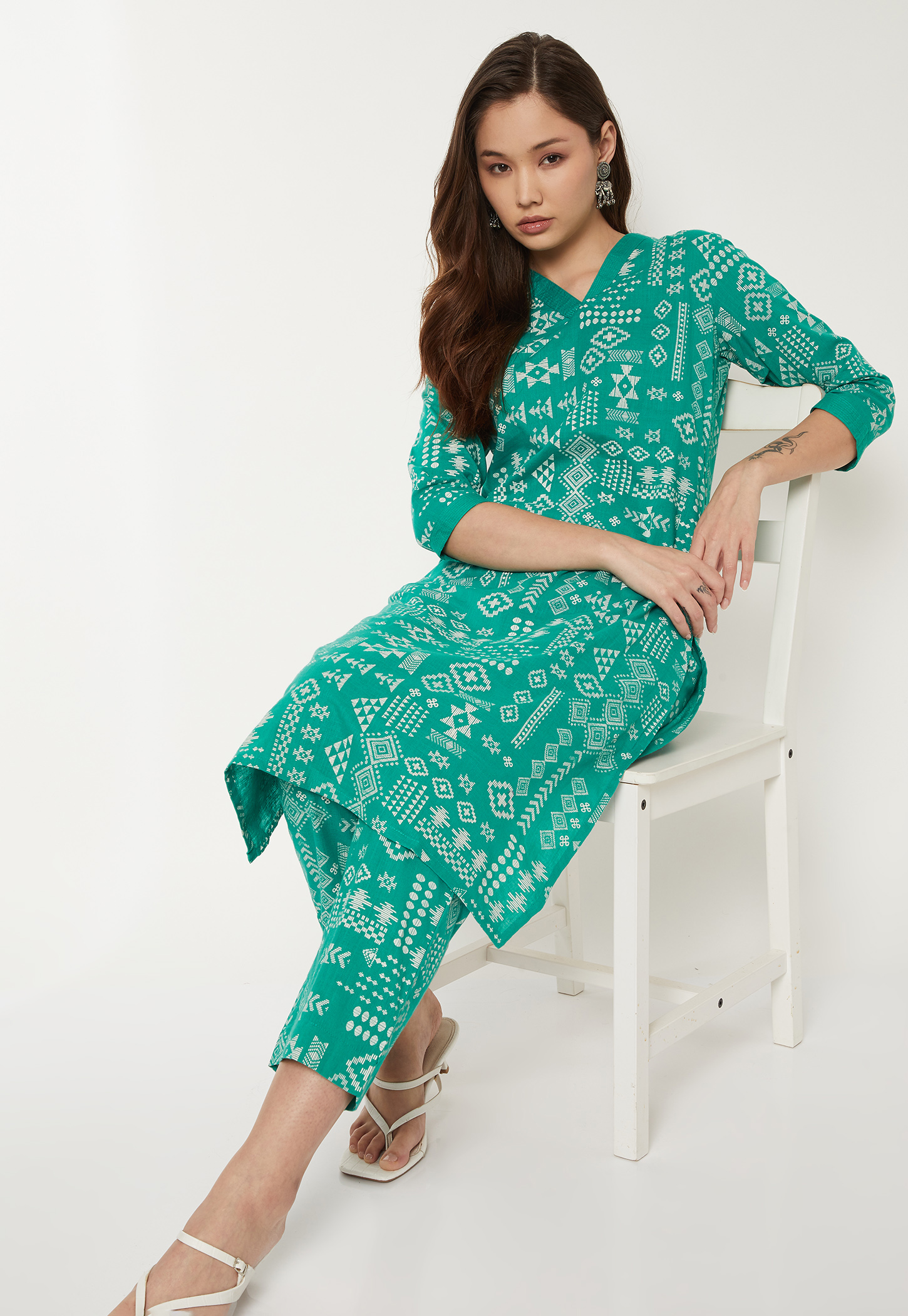 Women Printed Straight Kurta Set-picture-43