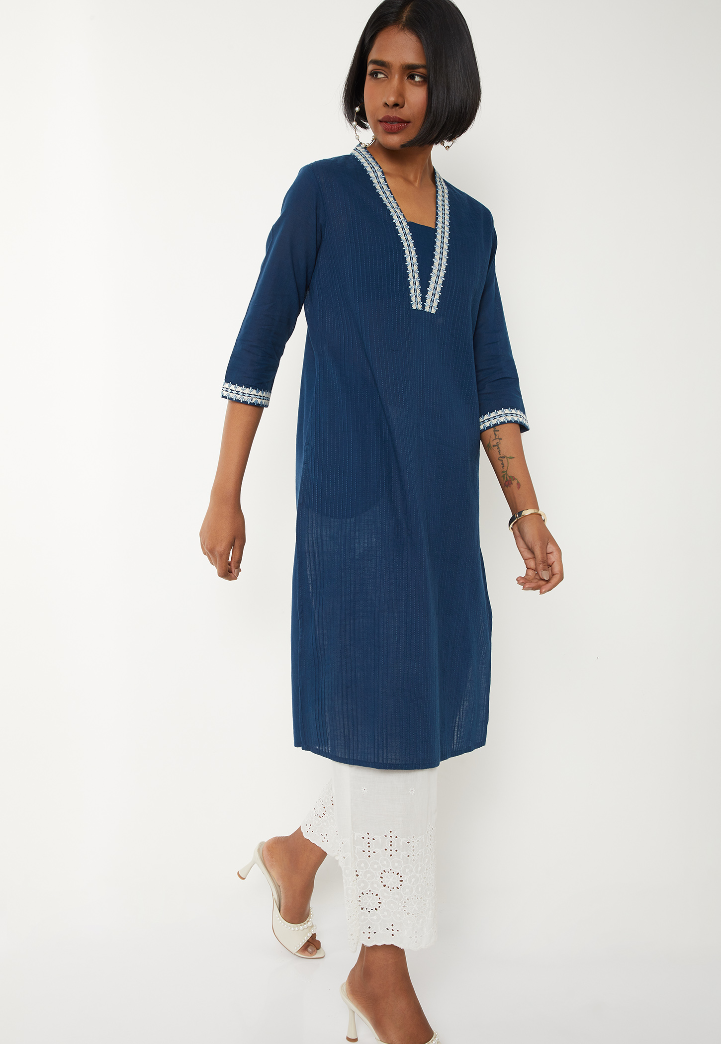 Women Embroidered Pintuck Straight Kurta-picture-31