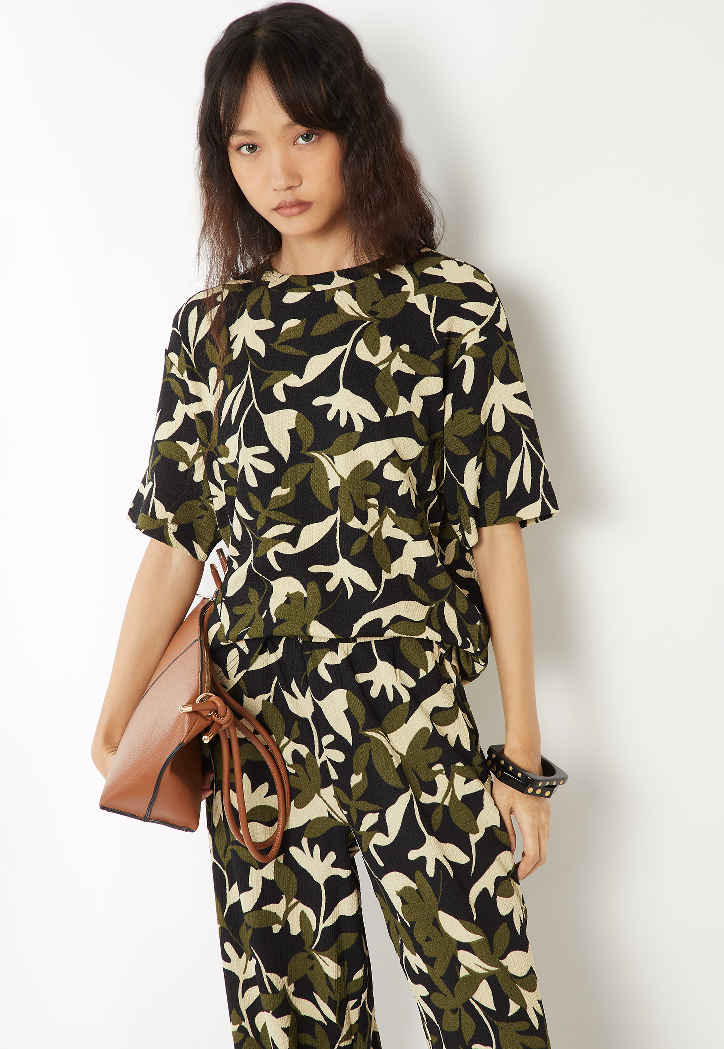 Women Floral Print T-shirt-picture-15