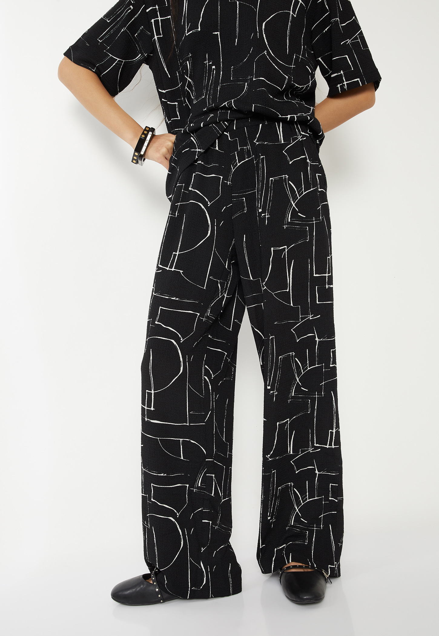 Women Printed Wide-Leg Trousers-picture-13