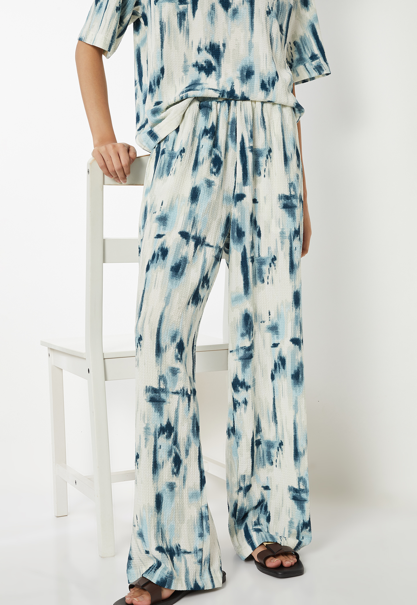 Women Printed Wide Leg Trousers-picture-56