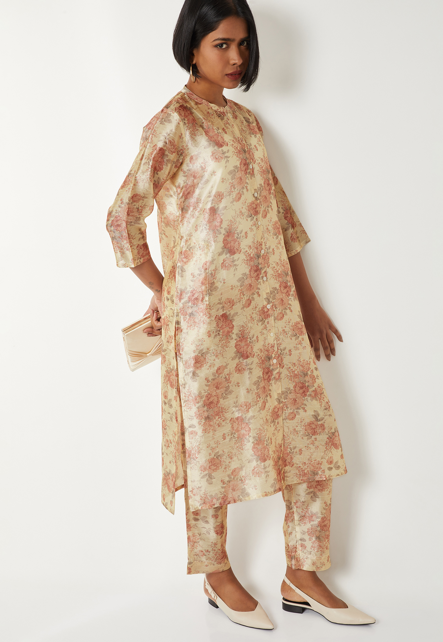 Women Floral Printed Straight Kurta Set