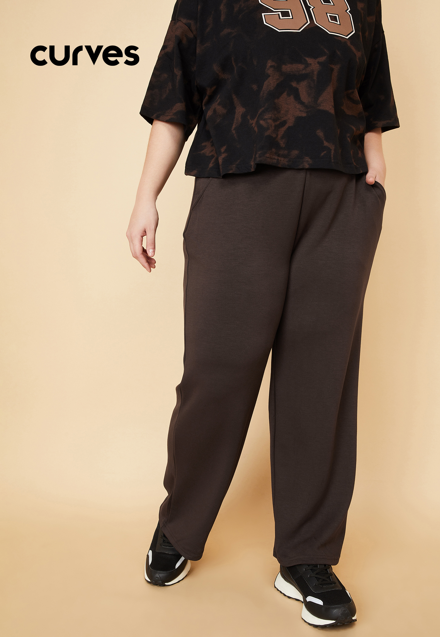 Women Solid Track Pants