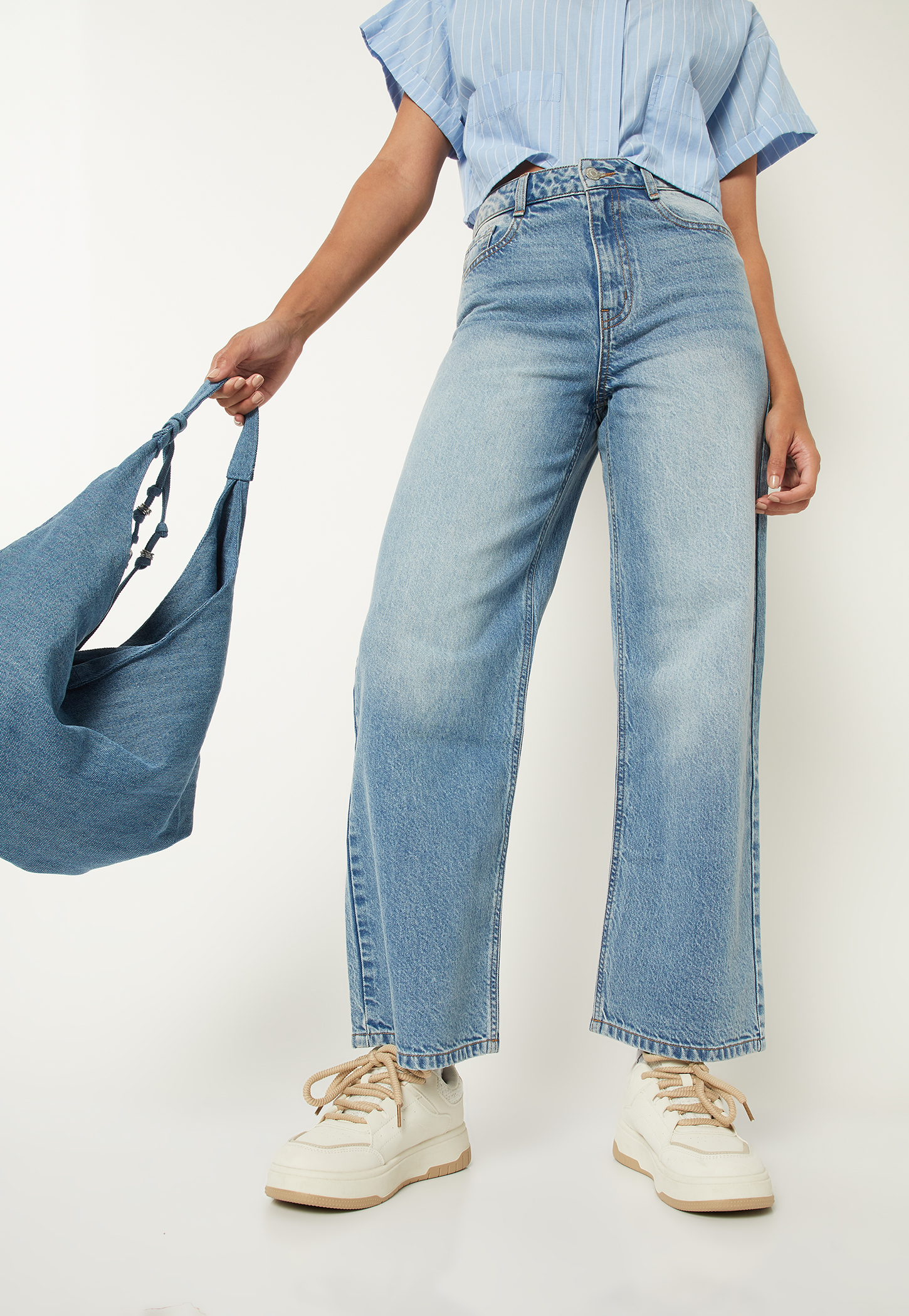 Women Washed Wide Leg Jeans-picture-50