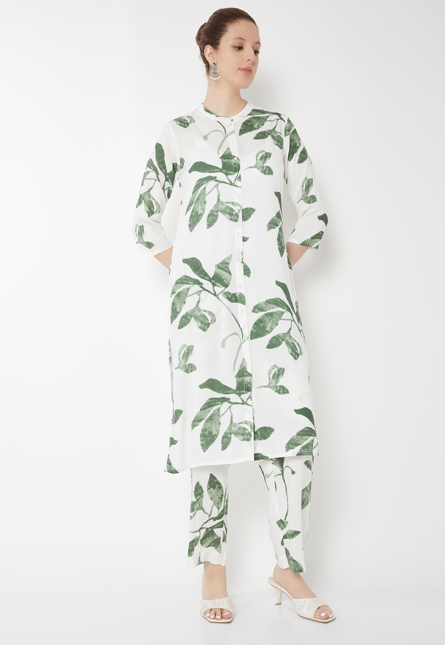 Women Printed Straight Kurta-image-9