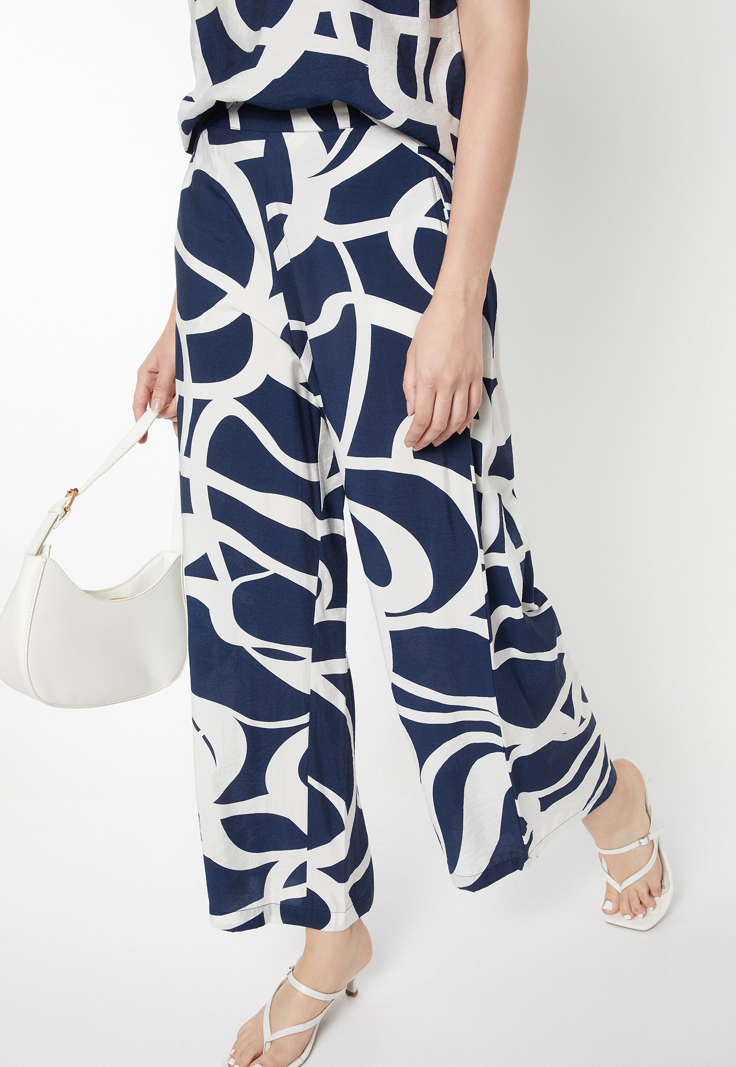 Women Printed Wide Leg Trousers-picture-43
