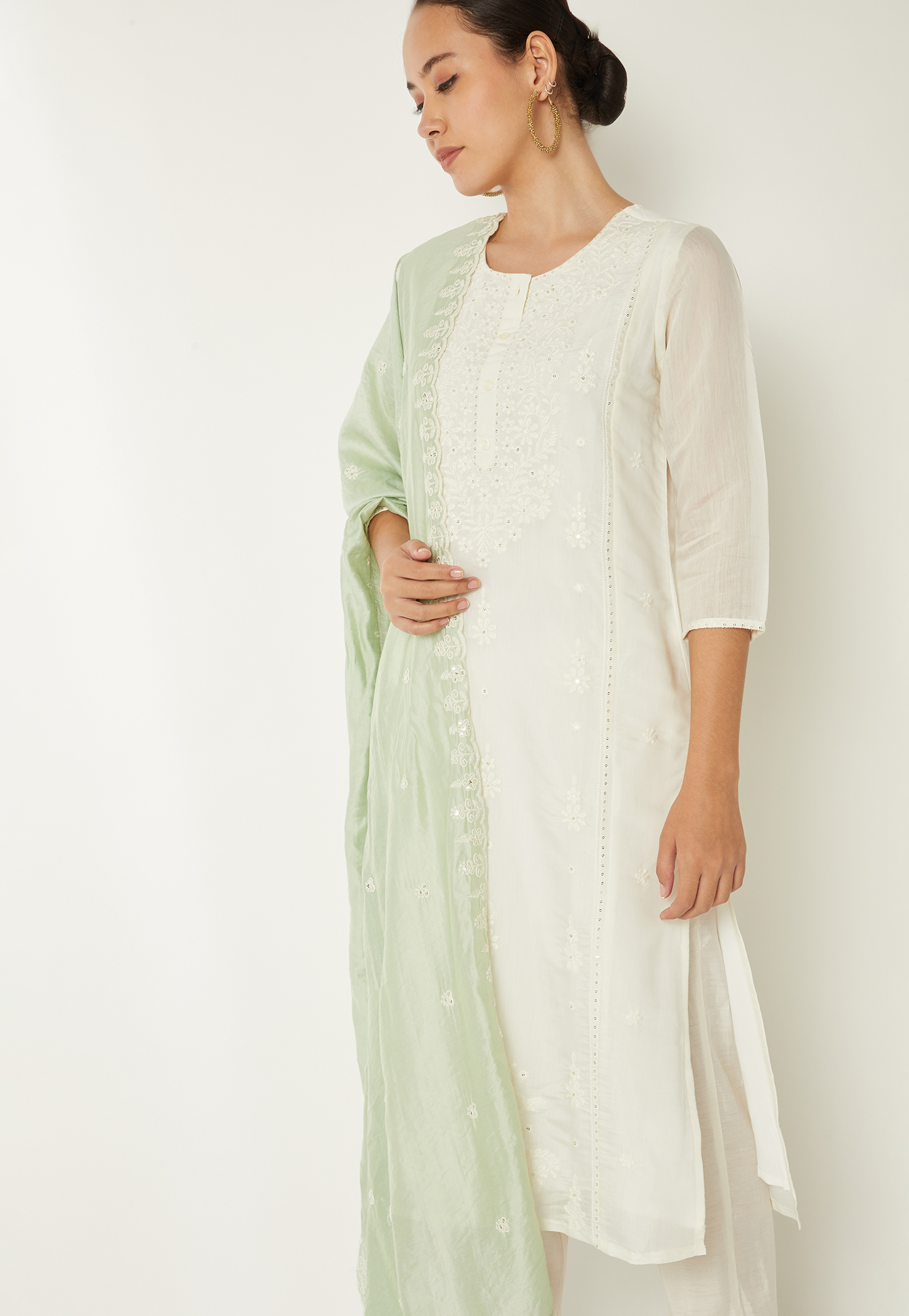 Women Embroidered Straight Kurta Set-picture-38