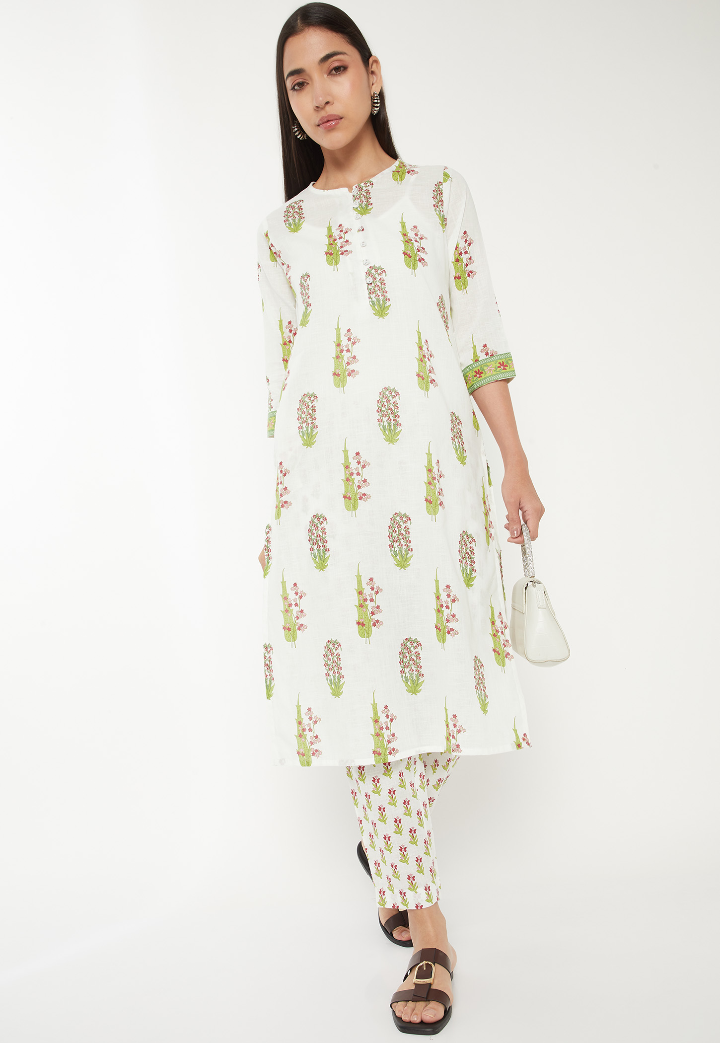 Women Ethnic Printed Straight Kurta Set-image-3